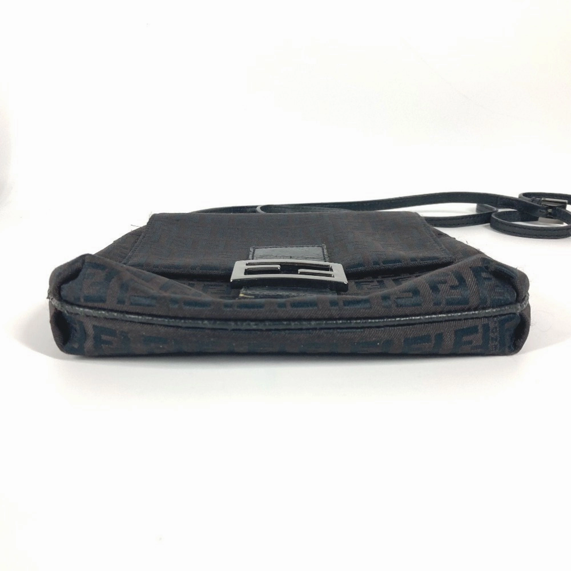 Fendi Canvas Leather Pochette Shoulder Bag (Pre-Owned)