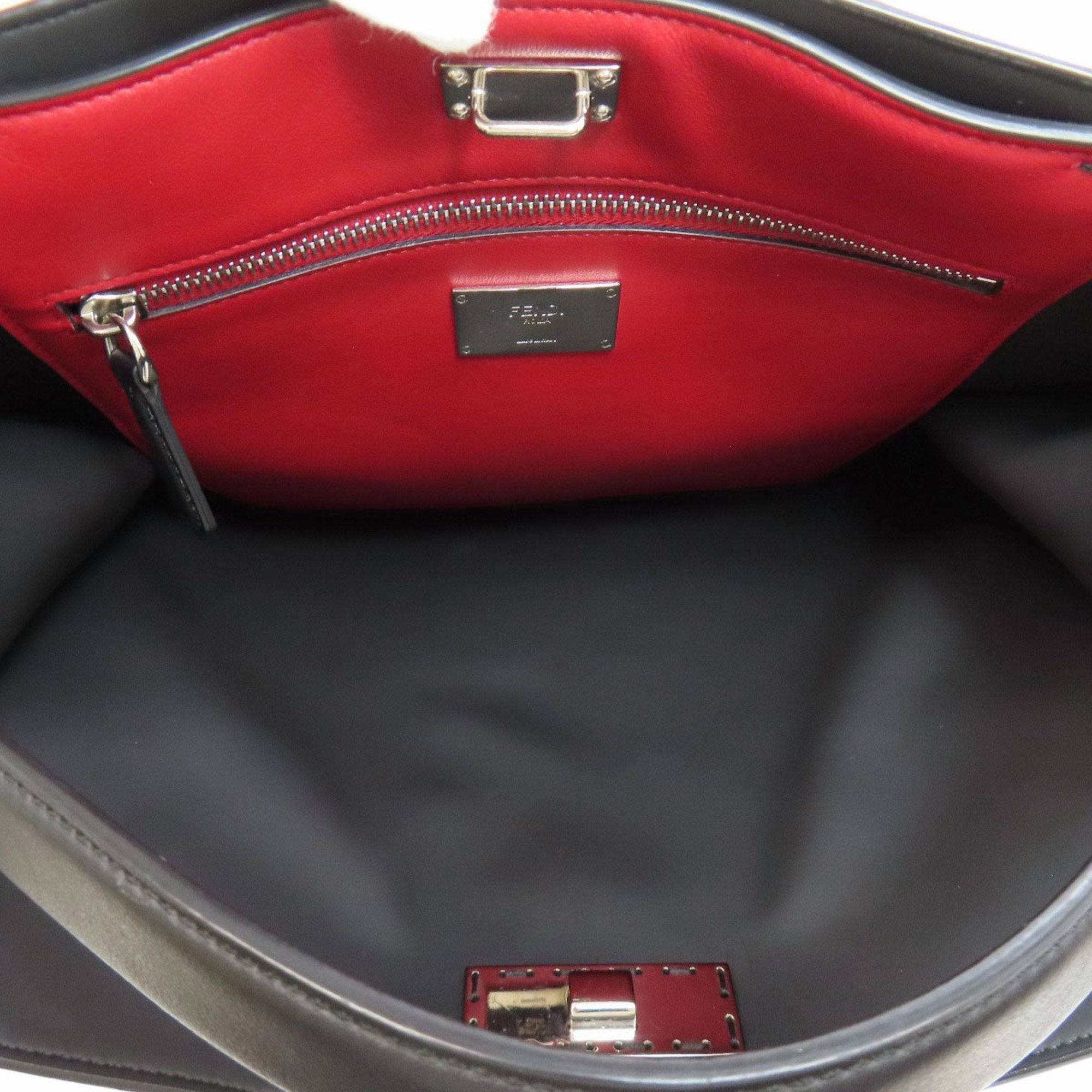 Fendi Leather Handbag (Pre-Owned)
