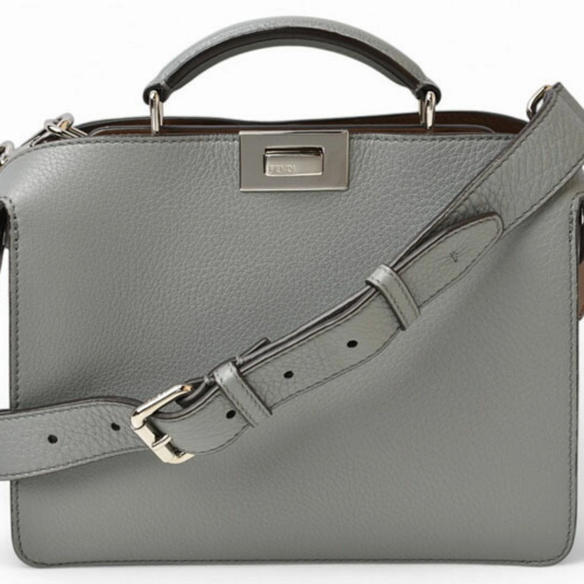 Fendi  Leather Handbag (Pre-Owned)