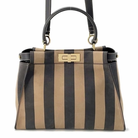 Fendi  Leather Handbag Shoulder Bag (Pre-Owned)
