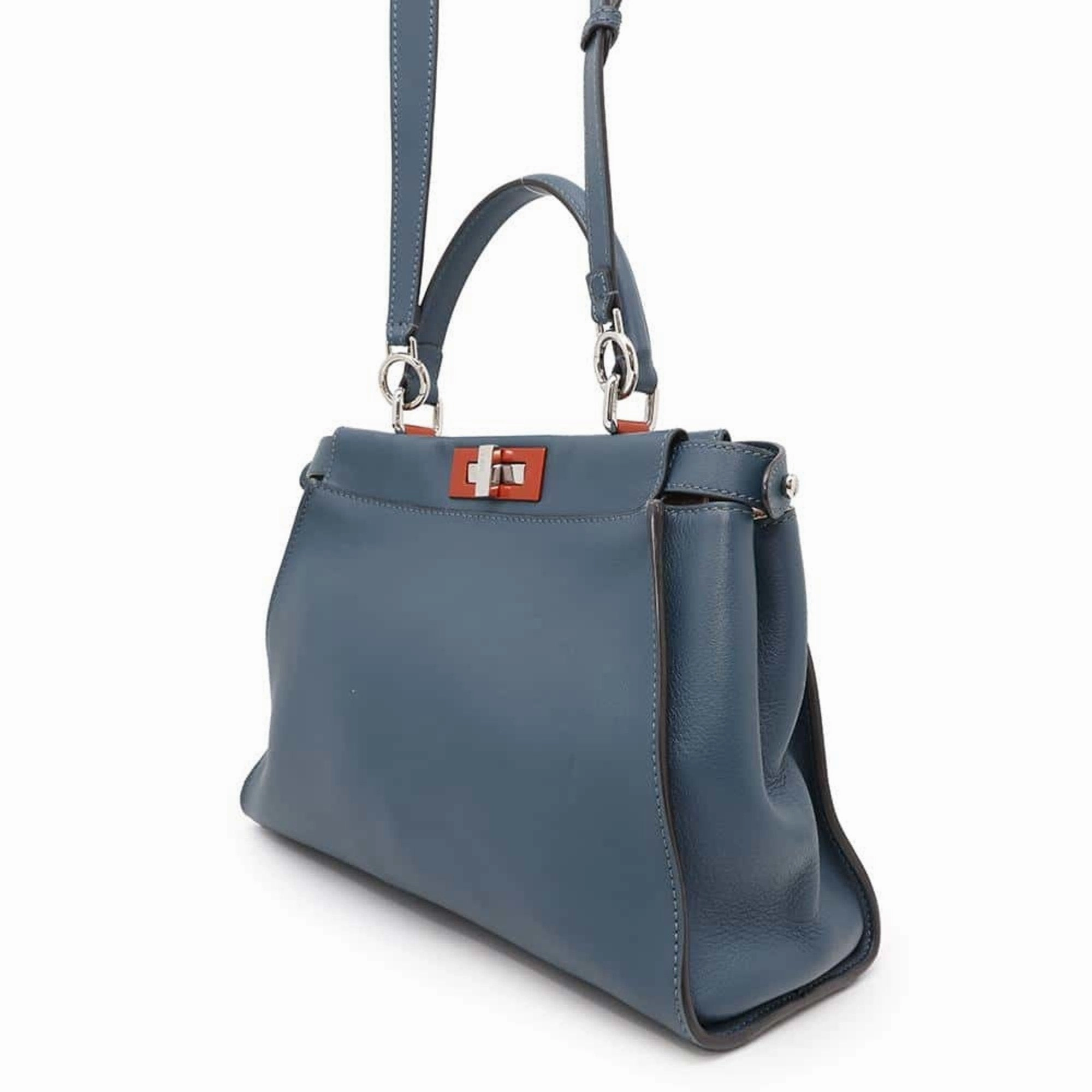 Fendi Leather Handbag Shoulder Bag (Pre-Owned)