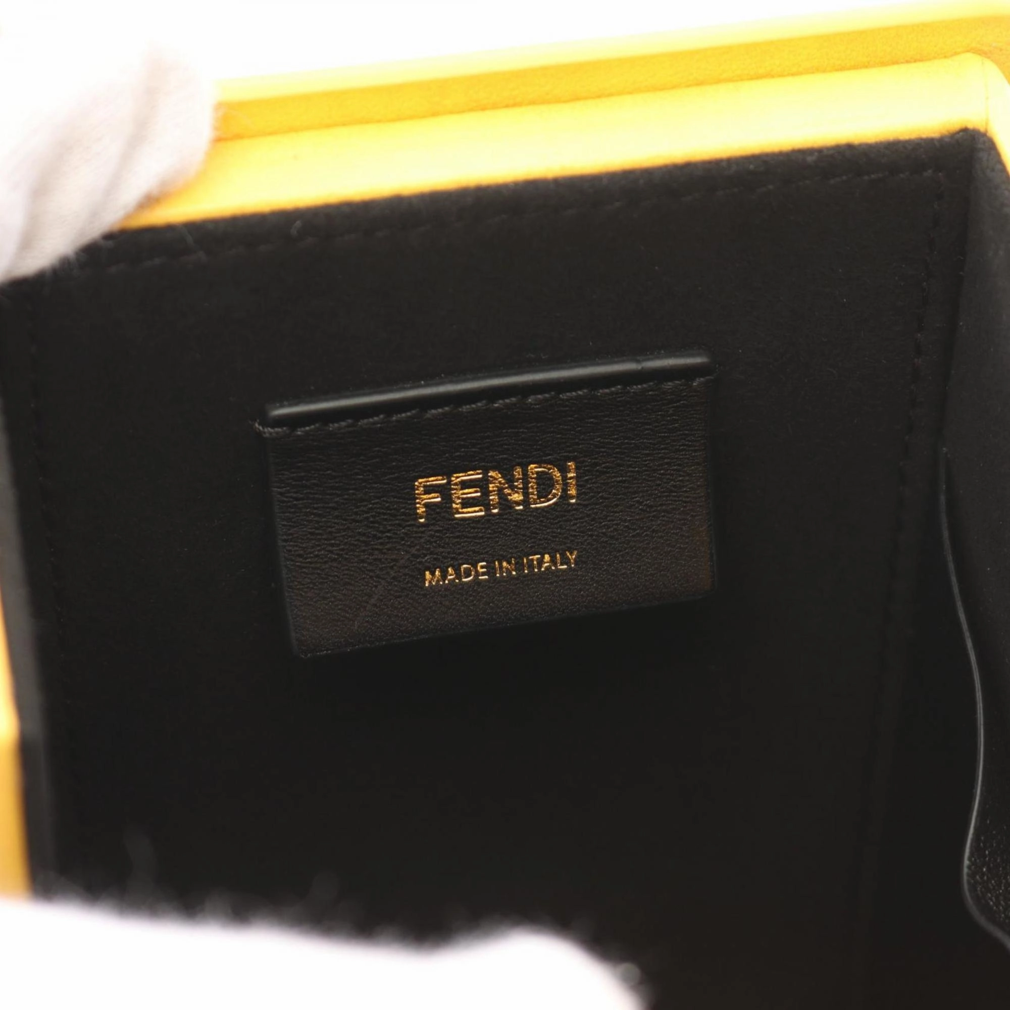 Fendi Leather Shoulder Bag (Pre-Owned)