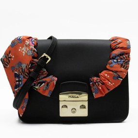 Furla    Leather Shoulder Bag (Pre-Owned)