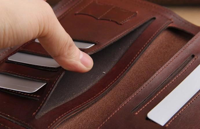 Genuine Leather Mens Cool Biker Chain Wallet Long Leather Wallet Slim Clutch Wristlet Wallet for Men