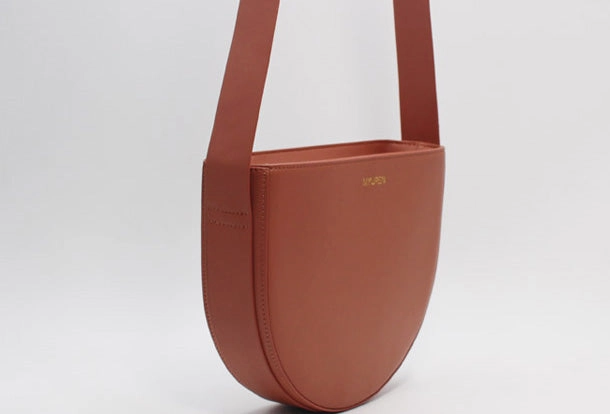 Genuine Leather Round Saddle Purse Bag Shoulder Bag for Women Leather Crossbody Bag