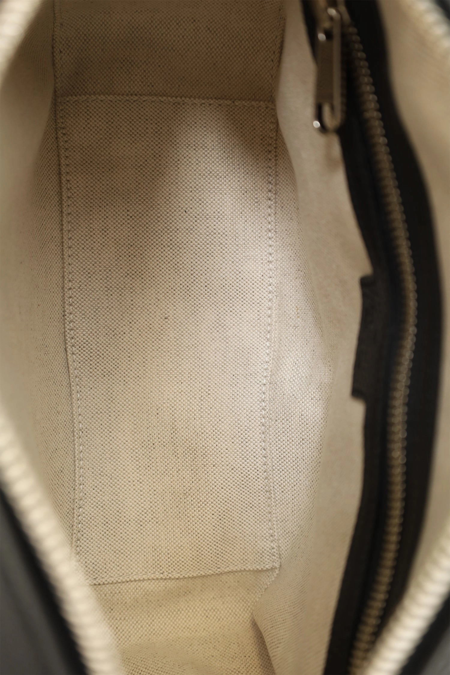 Gucci Black Leather Jumbo GG Crossbody Bag Mens