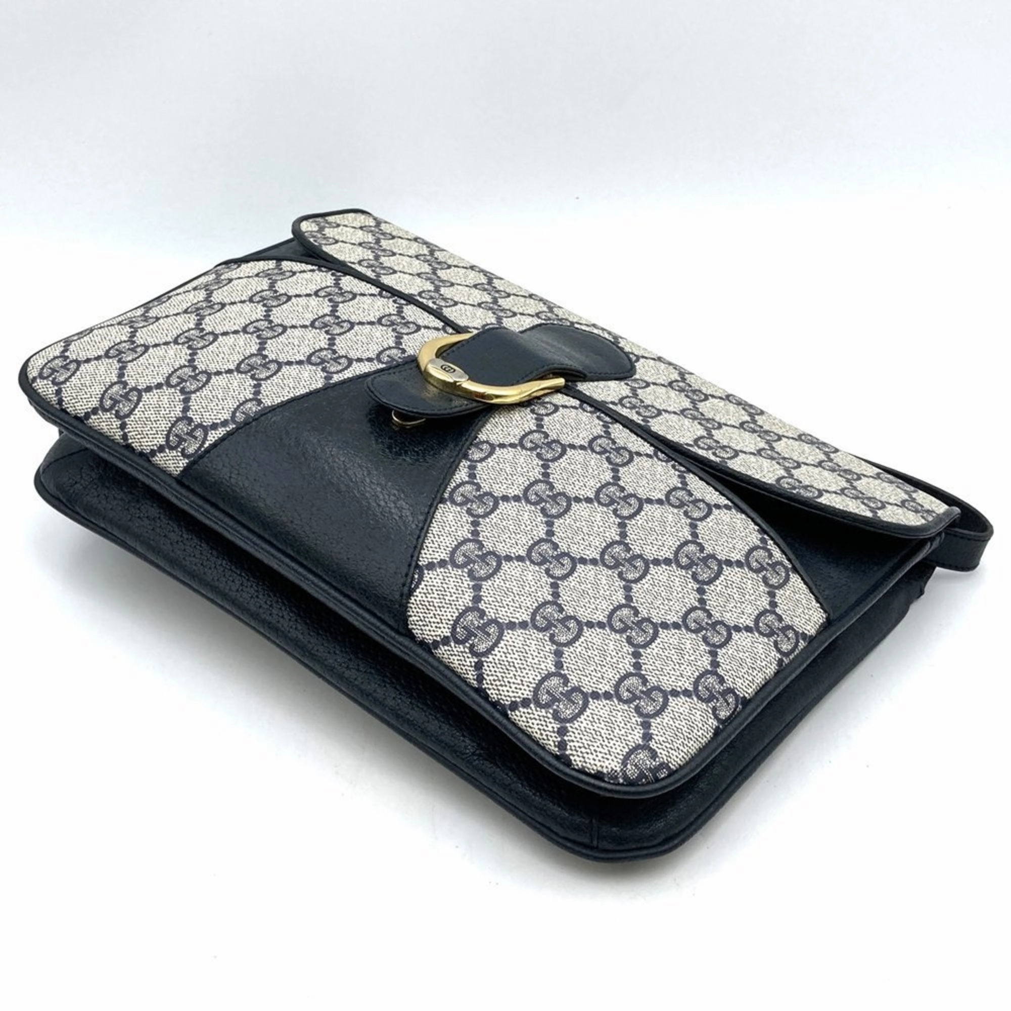 Gucci Gg Supreme Shoulder Bag (Pre-Owned)