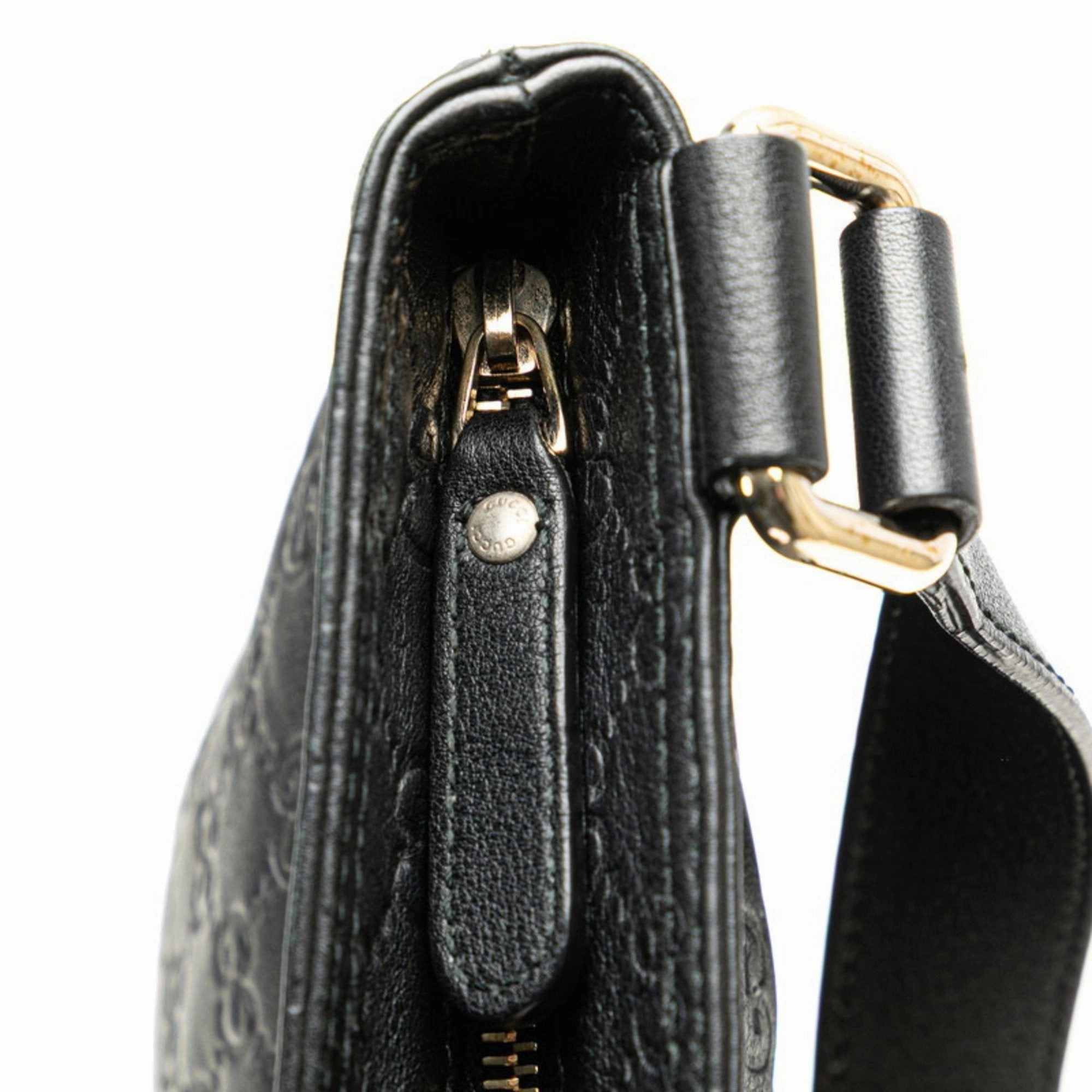 Gucci Leather Shoulder Bag (Pre-Owned)