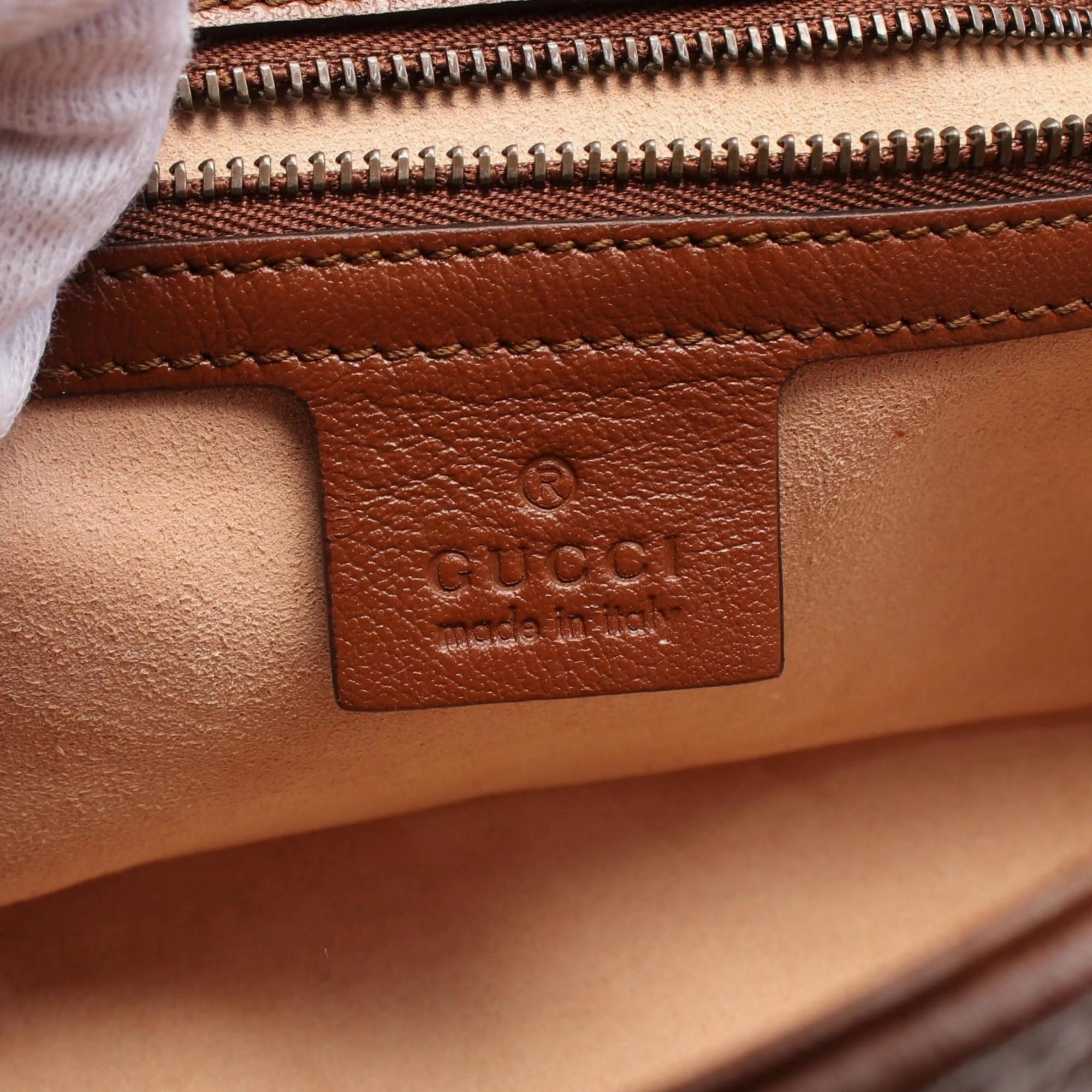 Gucci Leather Shoulder Bag (Pre-Owned)