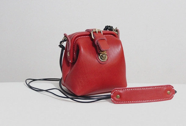 Handmade Leather crossbodybag purse shoulder bag for women leather bag