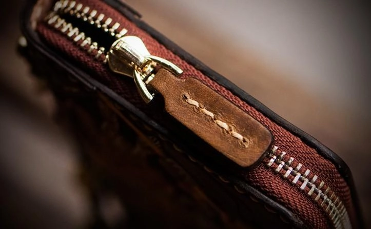 Handmade Leather Tooled Monkey King Mens Chain Biker Wallet Cool Leather Wallet Long Clutch Wallets for Men