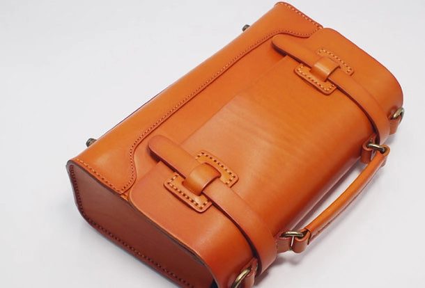 Handmade Vintage Leather Messenger Bag Purse Satchel Bag Crossbody Shoulder Bag for Girl Women Lady