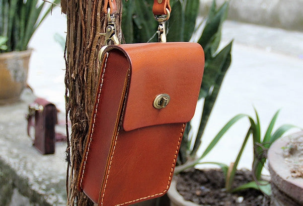 Handmade vintage rustic cute leather crossbody phone Shoulder Bag for girl women