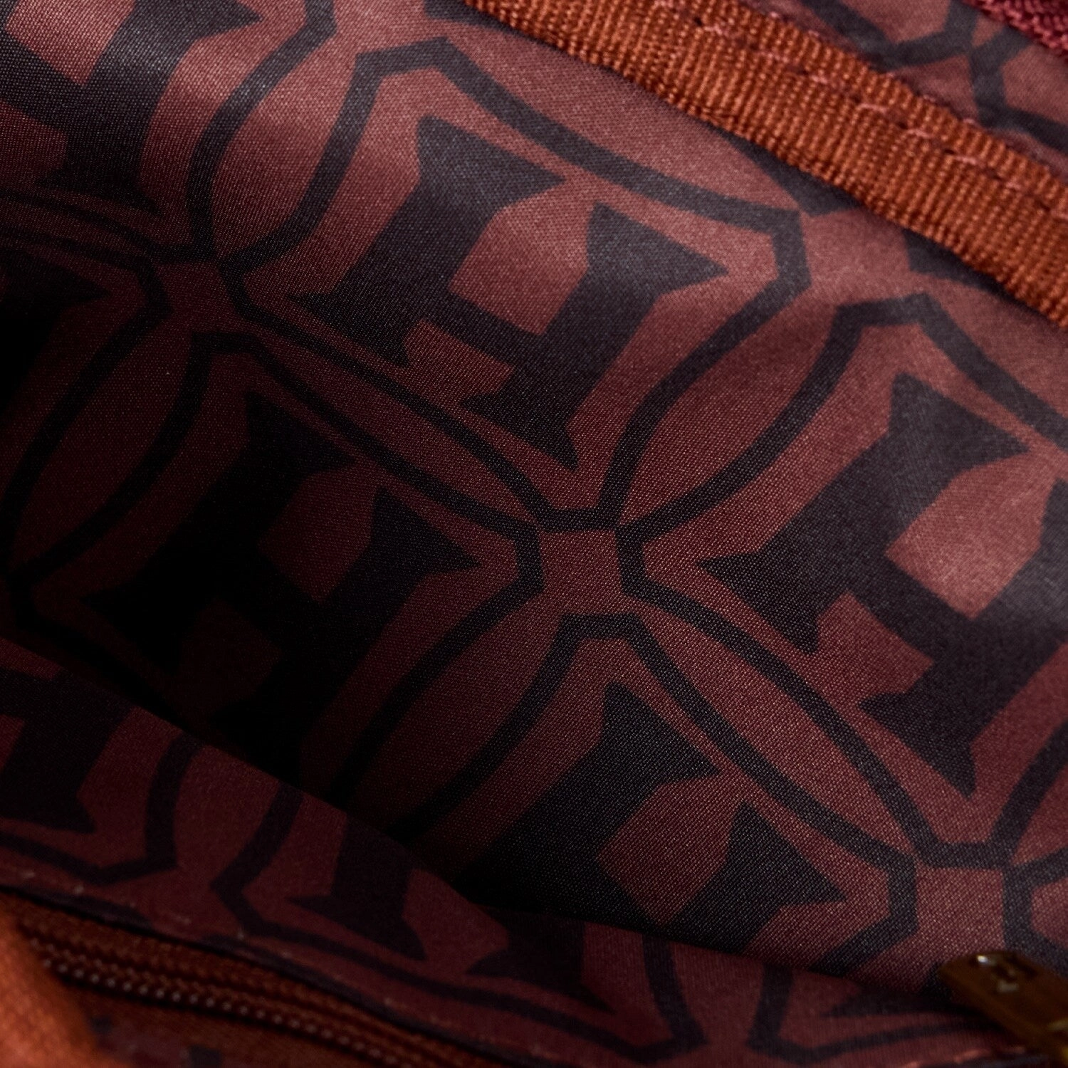 Harry Potter Gryffindor Sling Bag