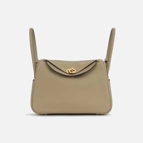 Herms - Lindy 26 - Beige Marfa Clemence GHW - Unused - 2023