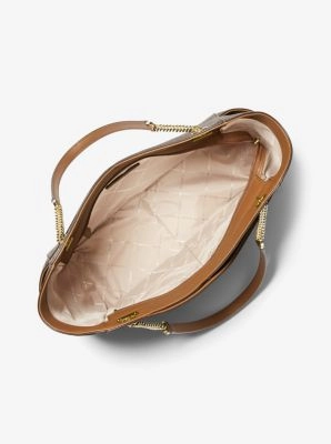 Jet Set Large Logo Shoulder Bag