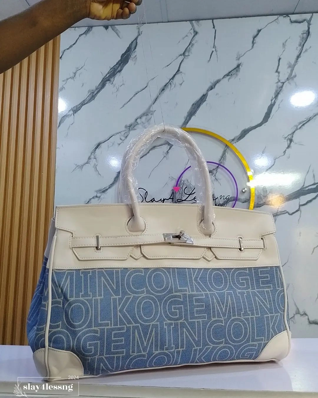 Large Capacity Tote Bag 41007