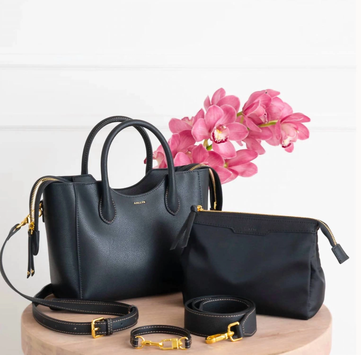 Leather Satchel Handbag In Black