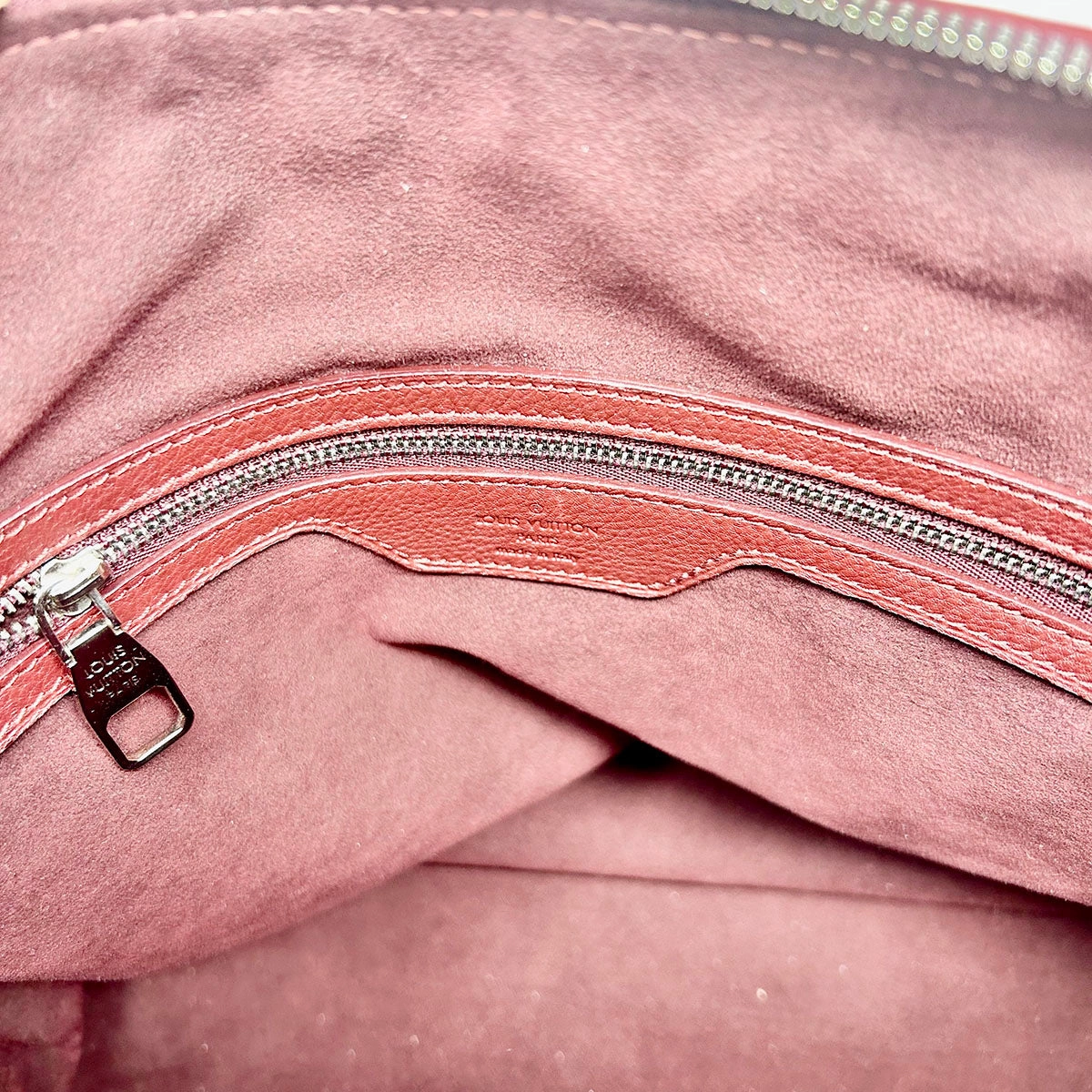 Louis Vuitton Antheia Ixia Handle Bag