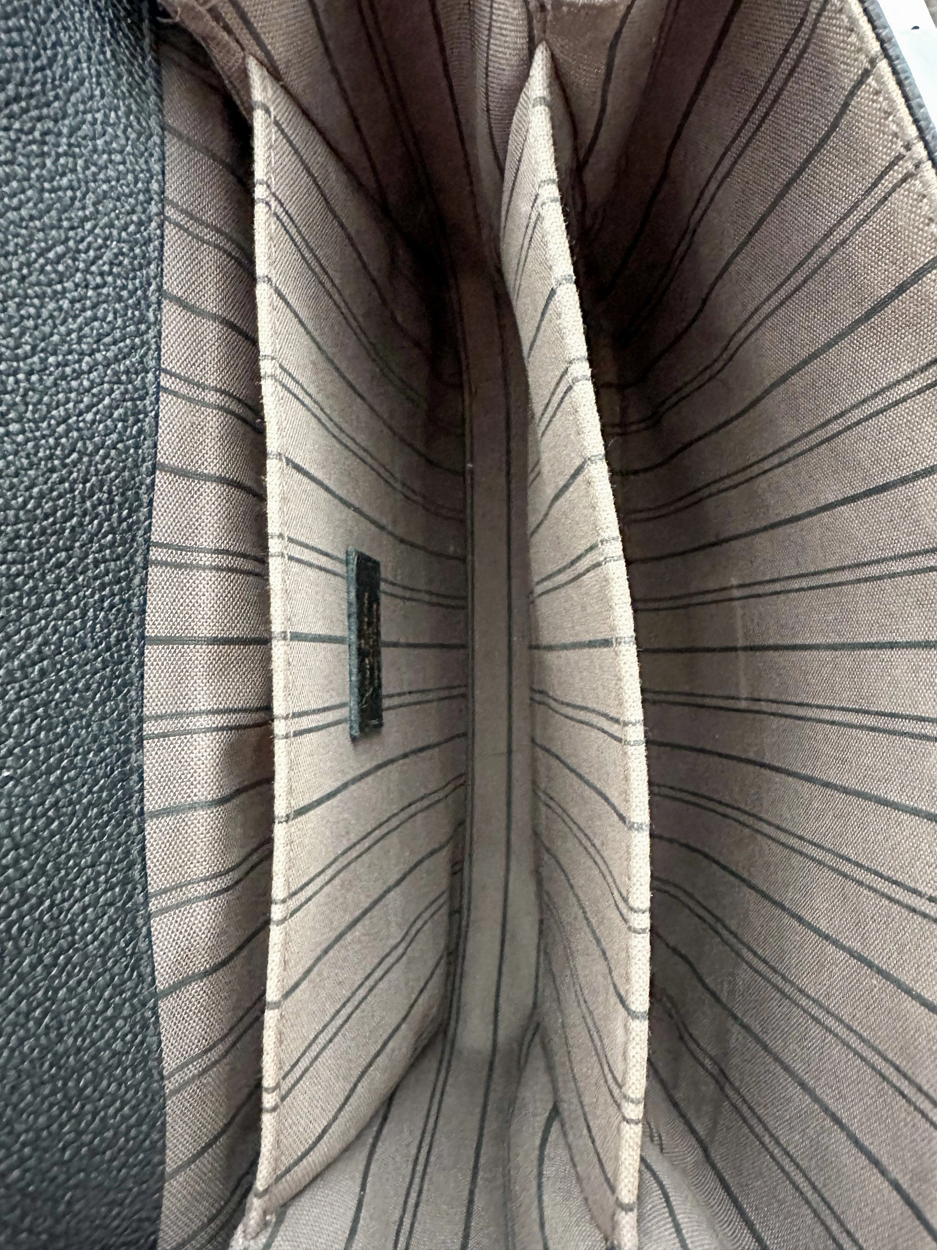 Louis Vuitton Black Empreinte Monogram Pochette Metis
