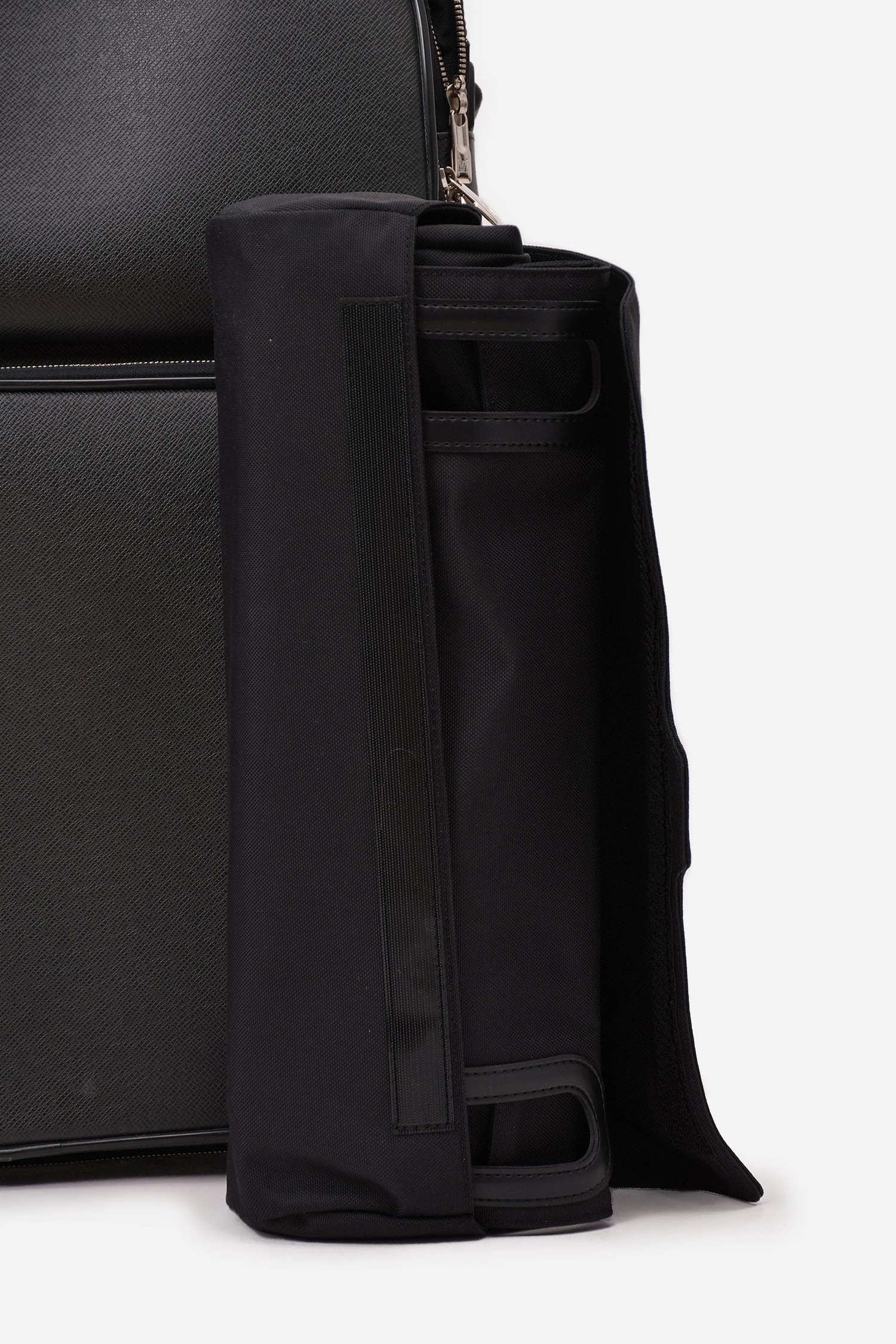 Louis Vuitton Black Taiga Leather Pegase 55 Suitcase With Garment Bag   Cosmetic Pouch