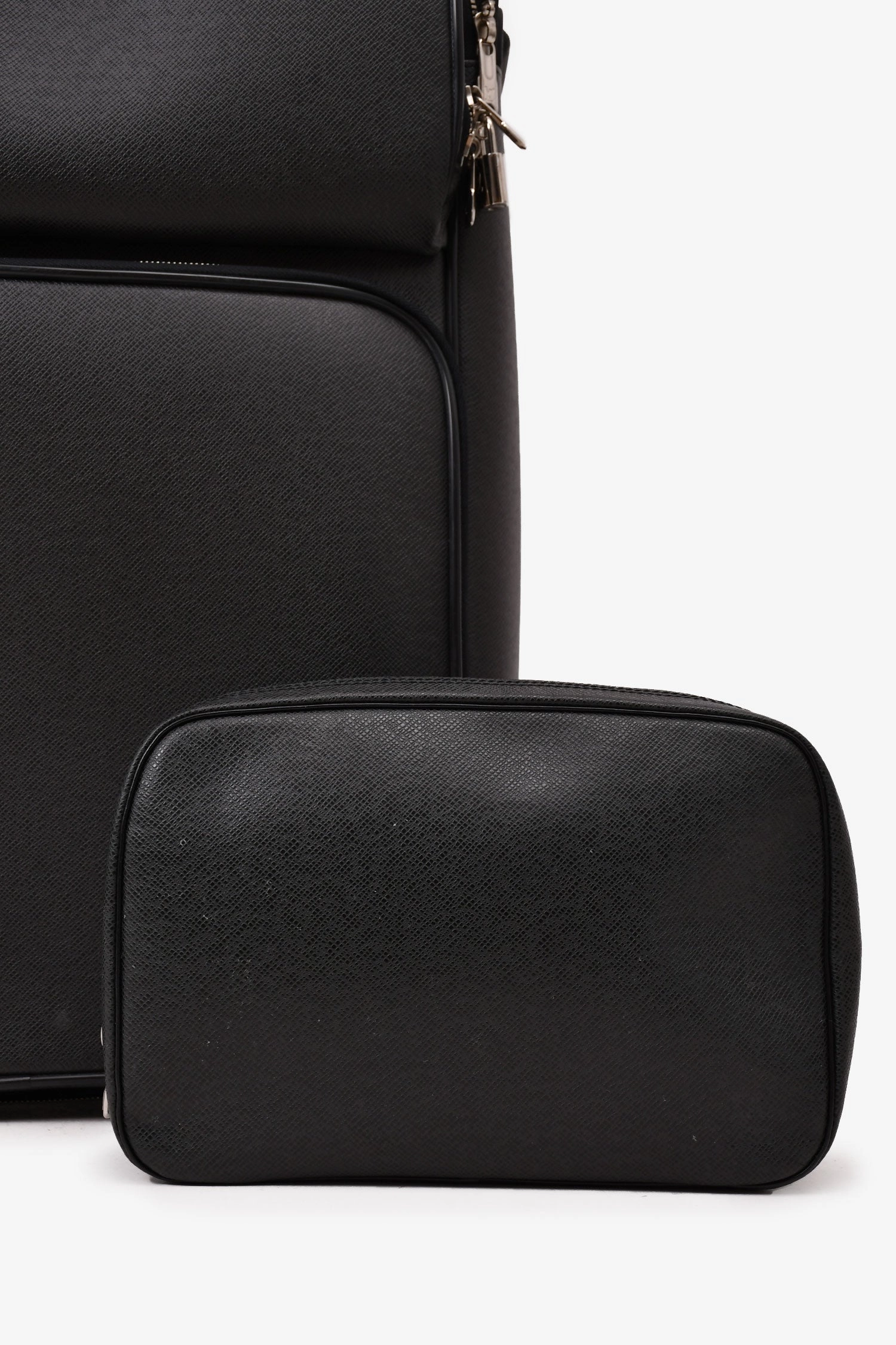 Louis Vuitton Black Taiga Leather Pegase 55 Suitcase With Garment Bag   Cosmetic Pouch