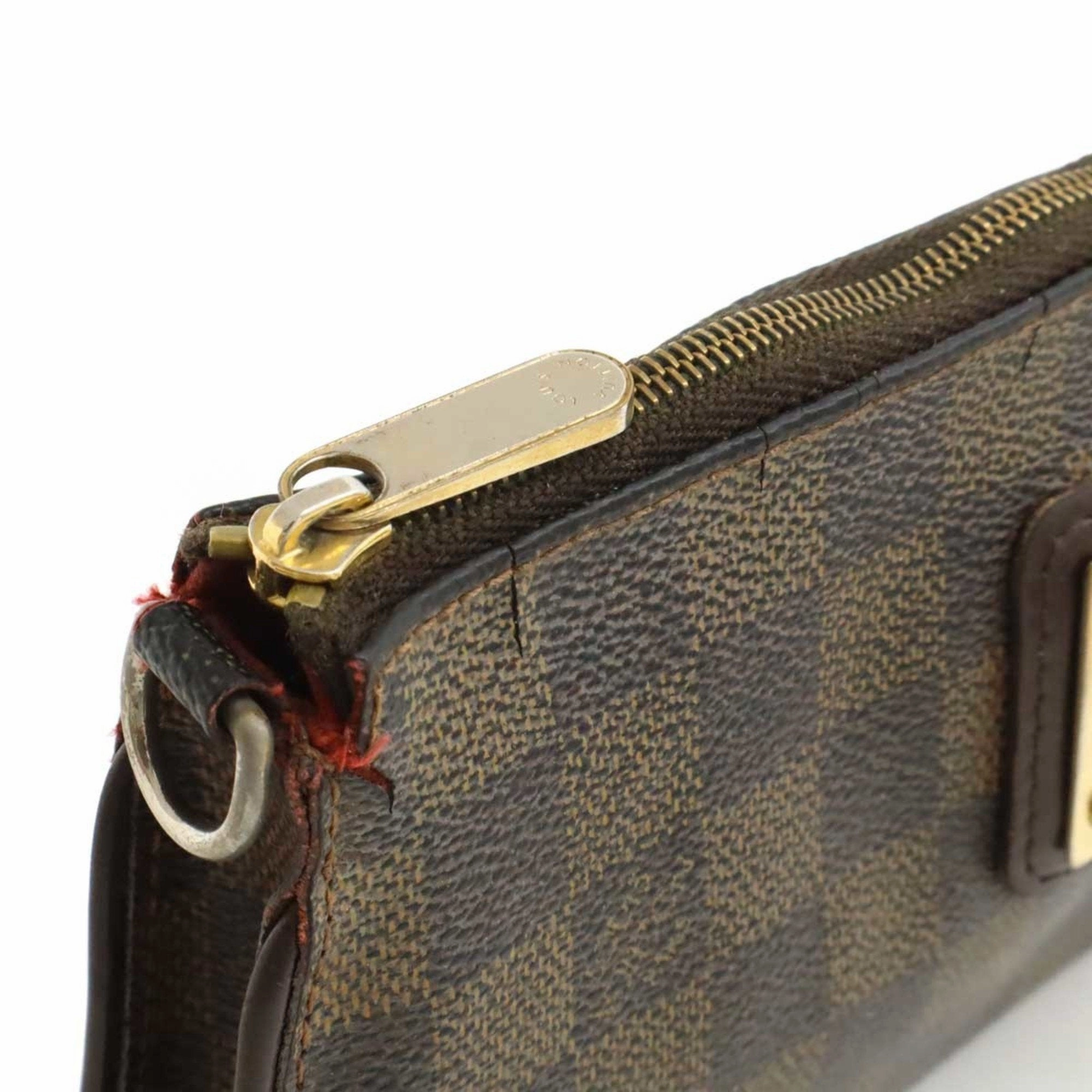 Louis Vuitton Damier Canvas Damier Canvas Handbag Pouch (Pre-Owned)