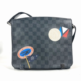 Louis Vuitton Damier Graphite Shoulder Bag (Pre-Owned)