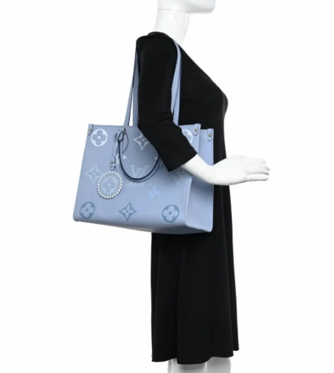 LOUIS VUITTON Empreinte Monogram Giant By The Pool Onthego MM Summer M45718