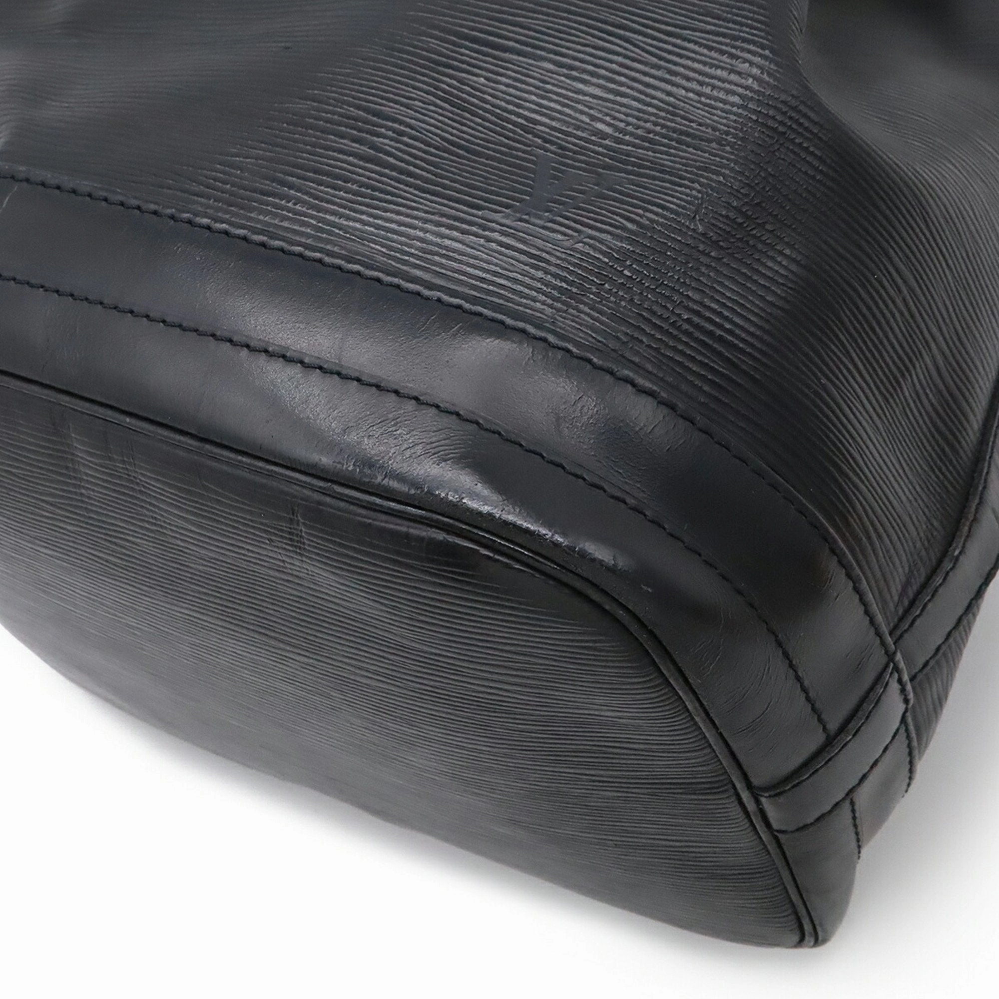 Louis Vuitton Epi Noir Epi Leather Shoulder Bag (Pre-Owned)
