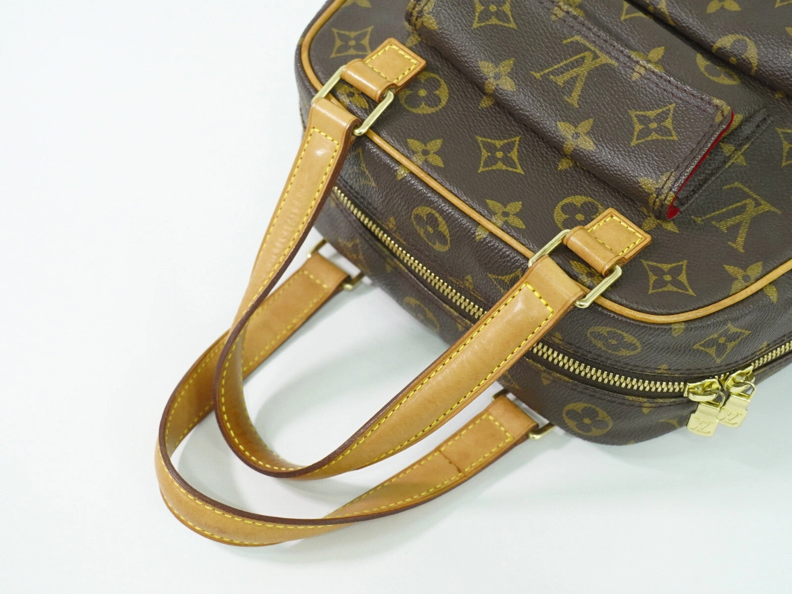 Louis Vuitton Excentri Cit Canvas Handbag (Pre-Owned)