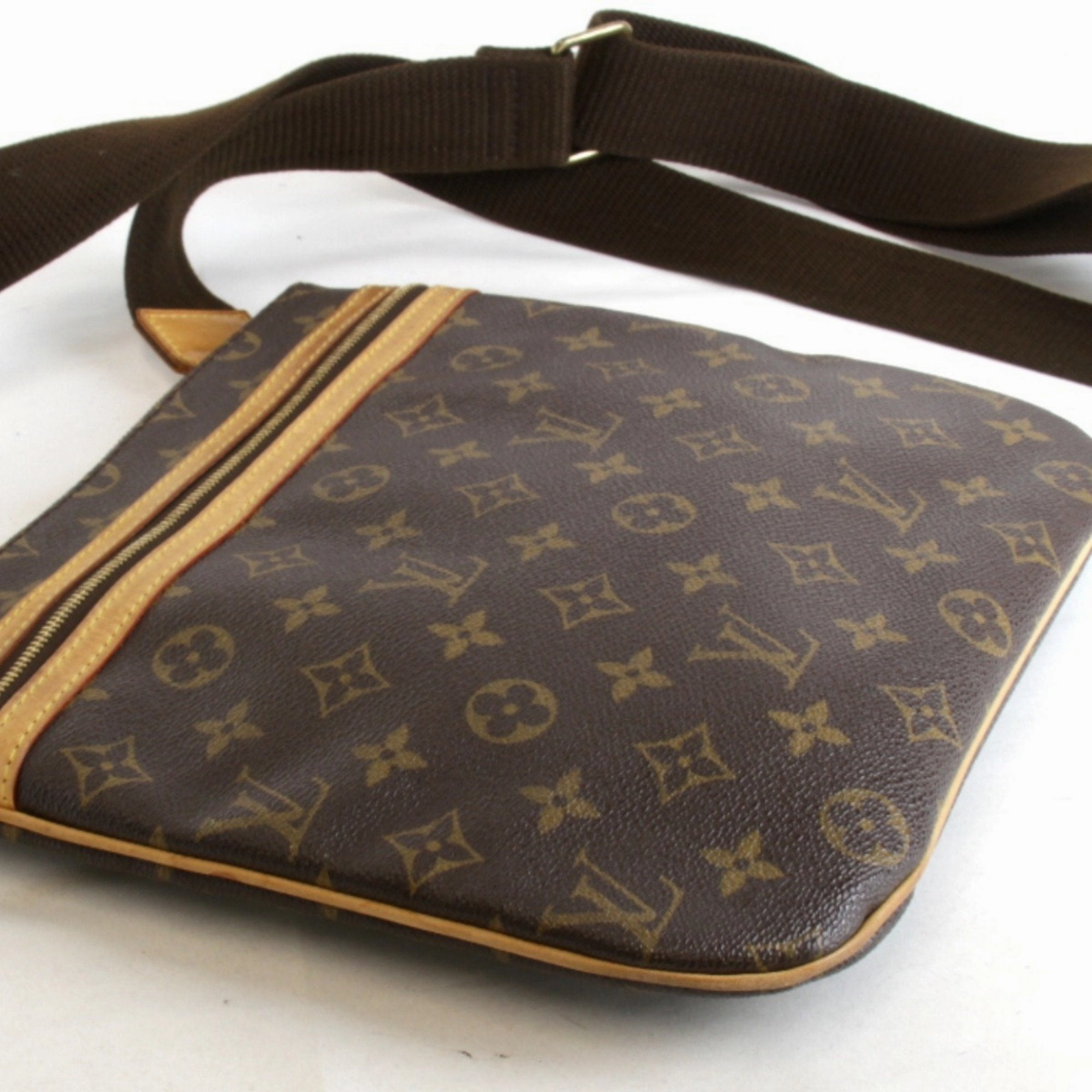 Louis Vuitton Galle Monogram Monogram Shoulder Bag (Pre-Owned)