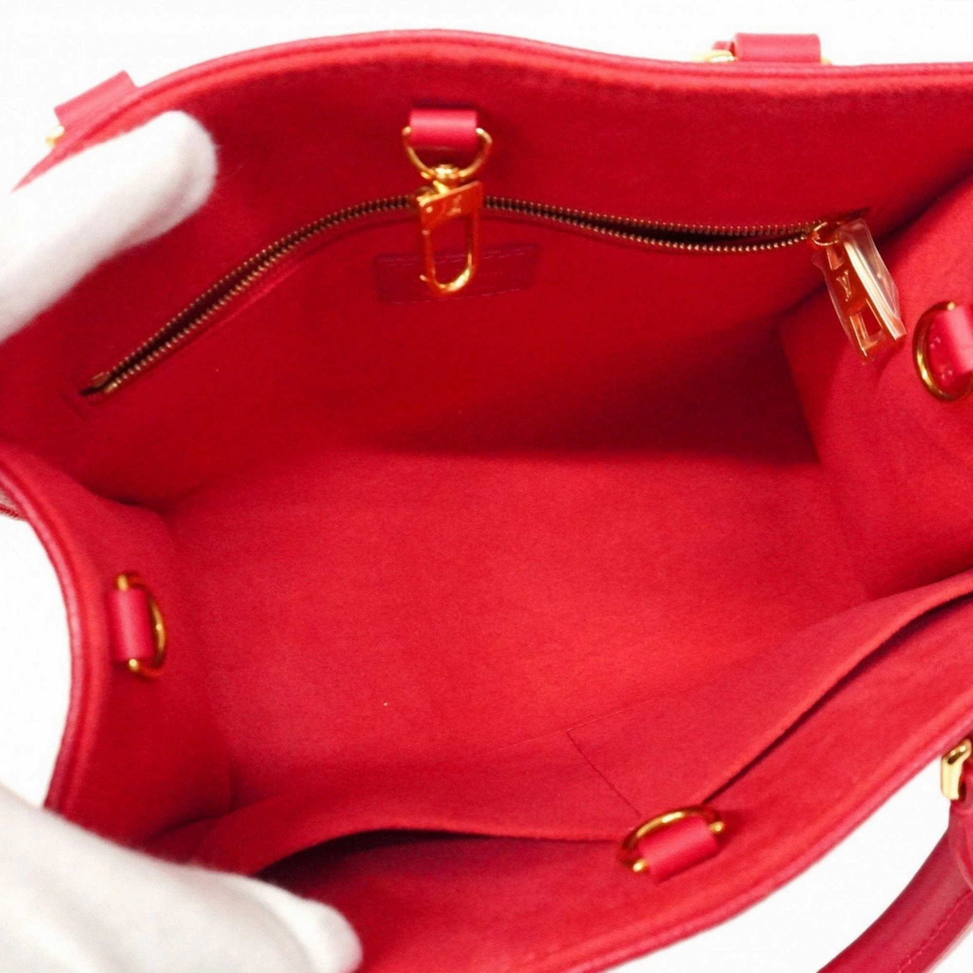 Louis Vuitton Handbag (Pre-Owned)