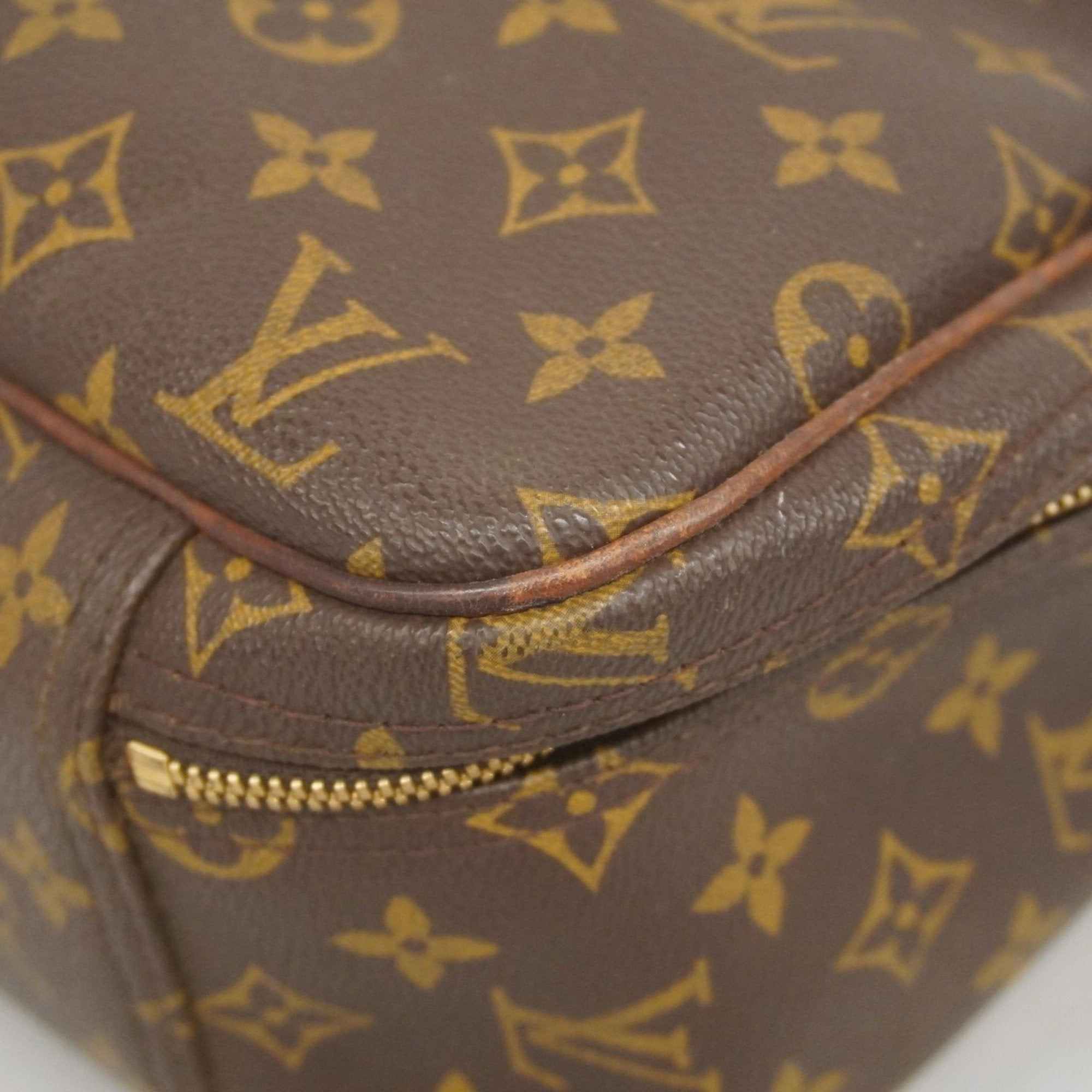 Louis Vuitton Handbag (Pre-Owned)