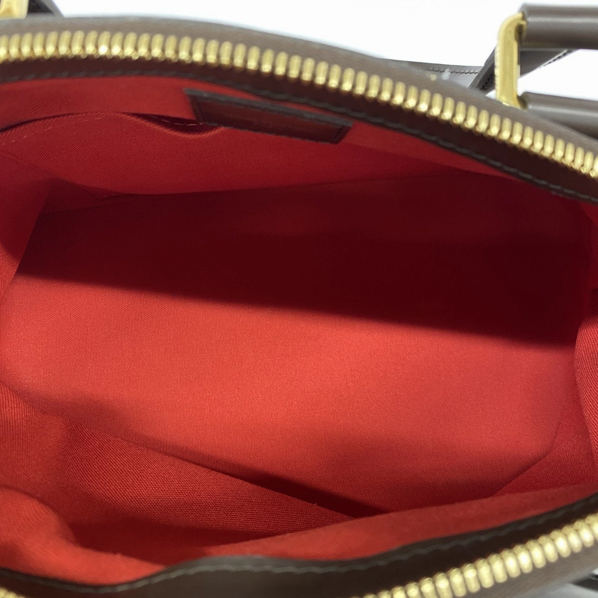 Louis Vuitton Handbag (Pre-Owned)