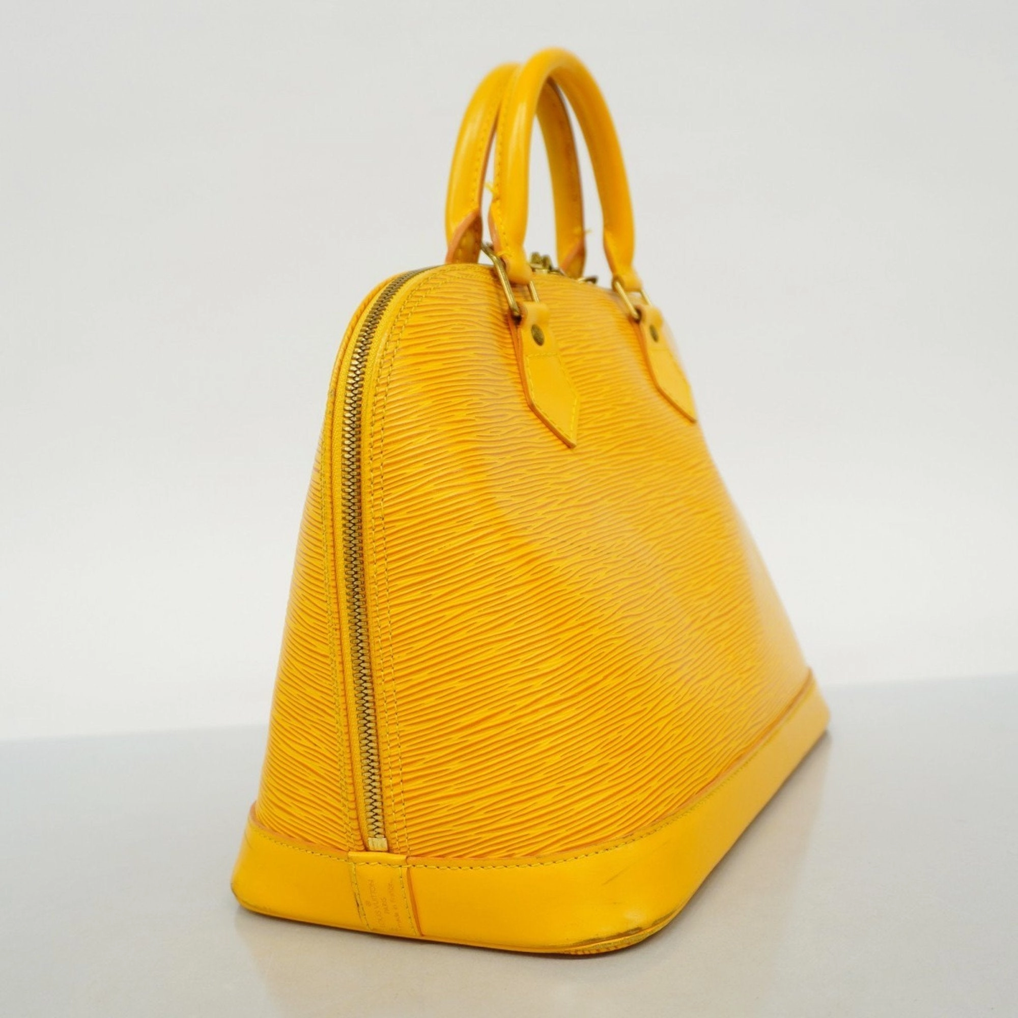 Louis Vuitton Handbag (Pre-Owned)
