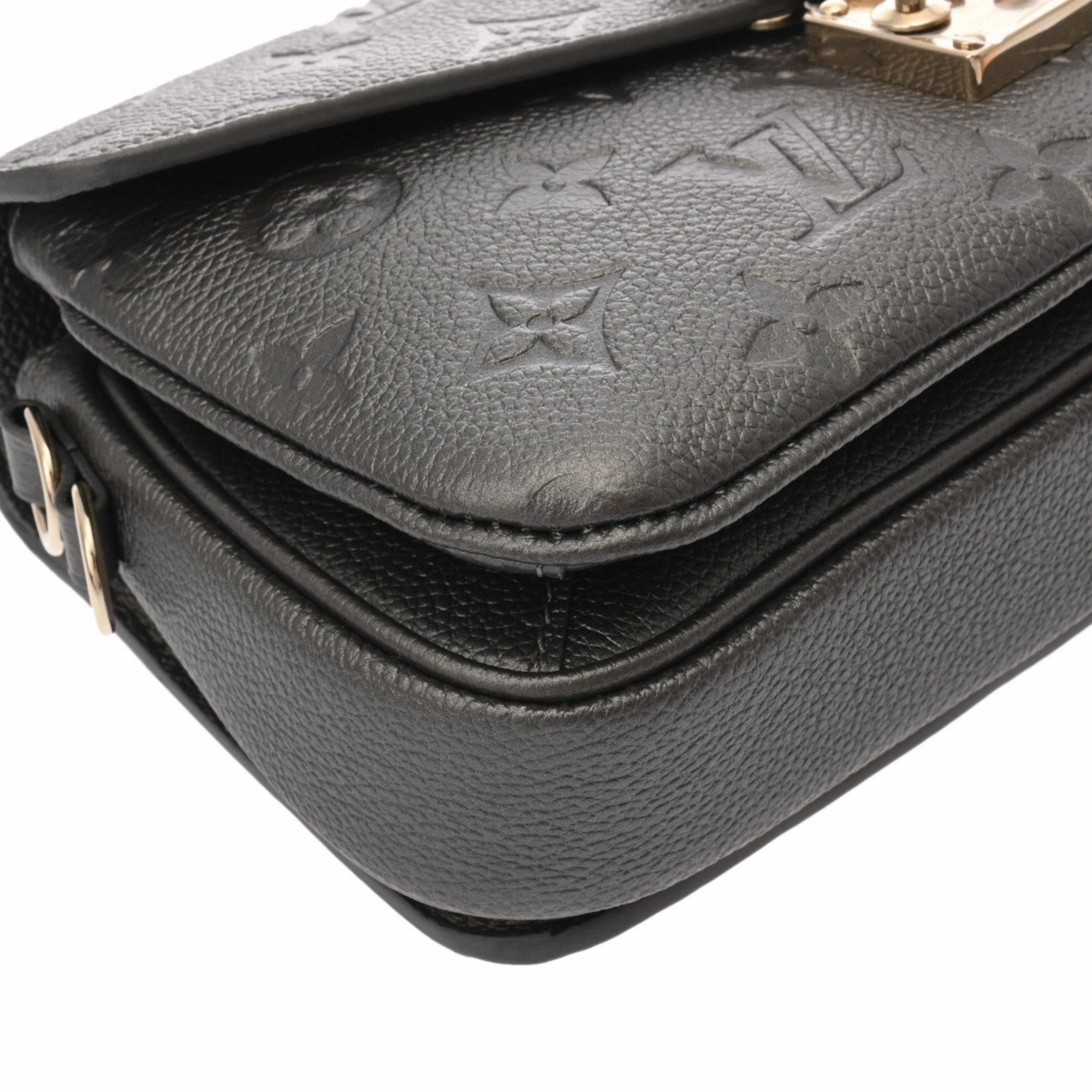 Louis Vuitton Leather Handbag (Pre-Owned)