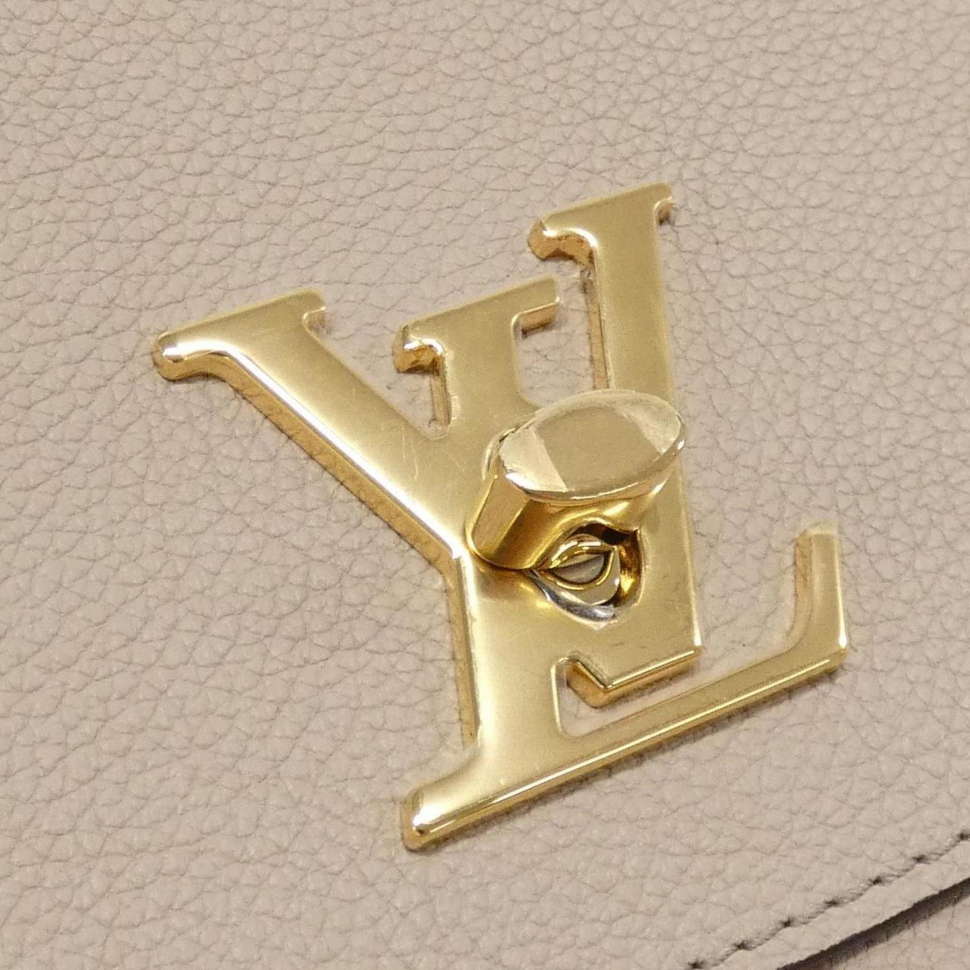 Louis Vuitton Leather Handbag (Pre-Owned)