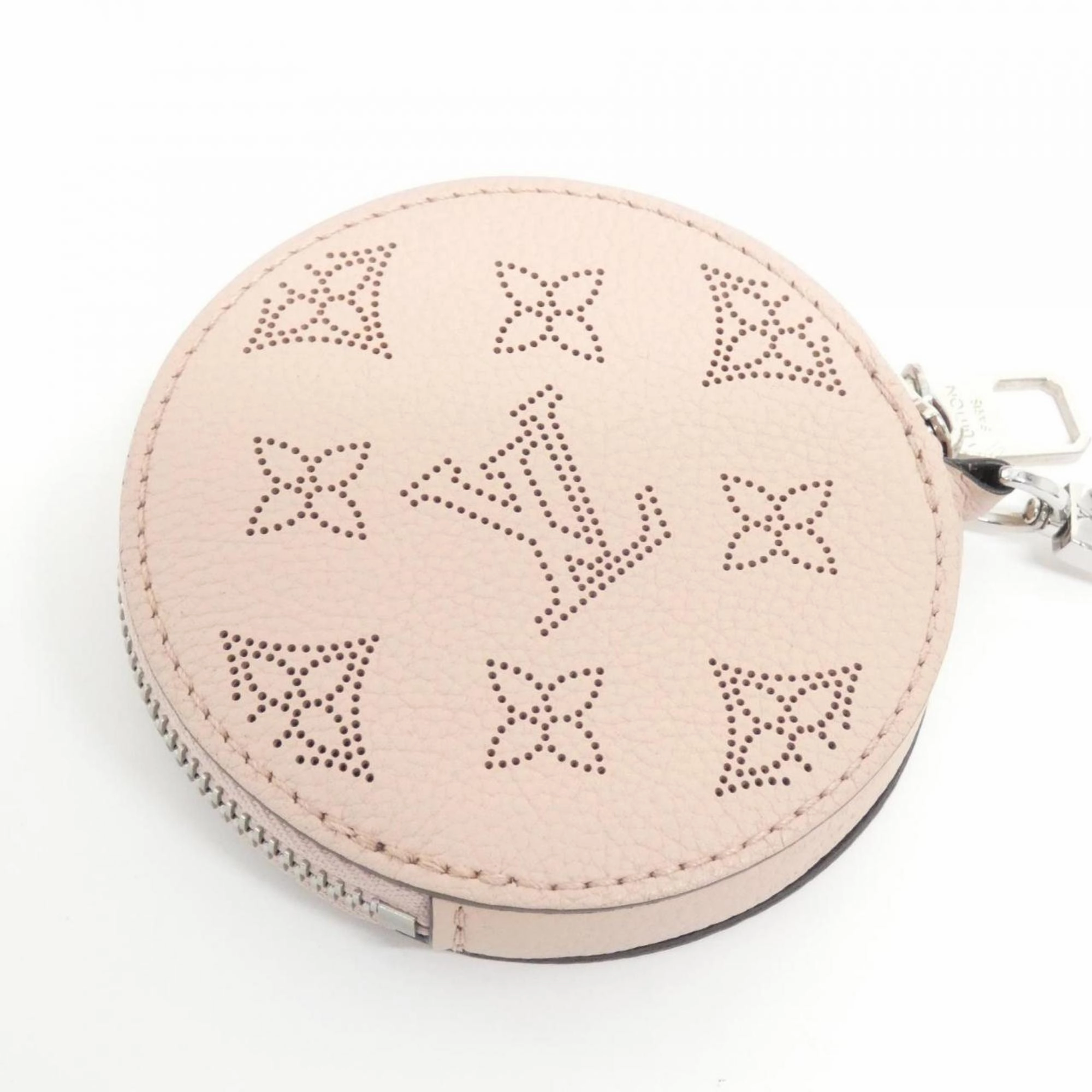 Louis Vuitton Mahina Leather Shoulder Bag (Pre-Owned)