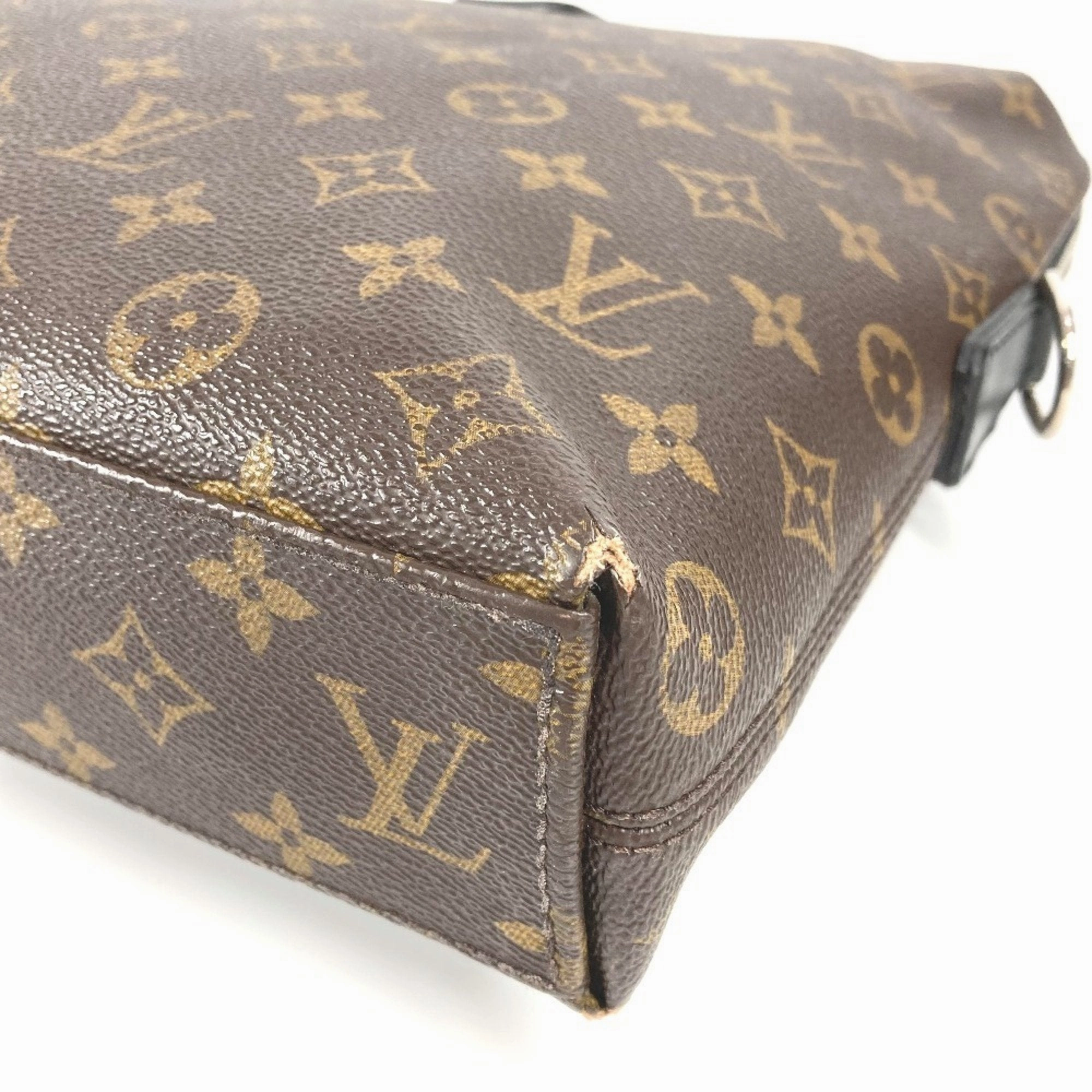 Louis Vuitton  Monogram Canvas Handbag (Pre-Owned)
