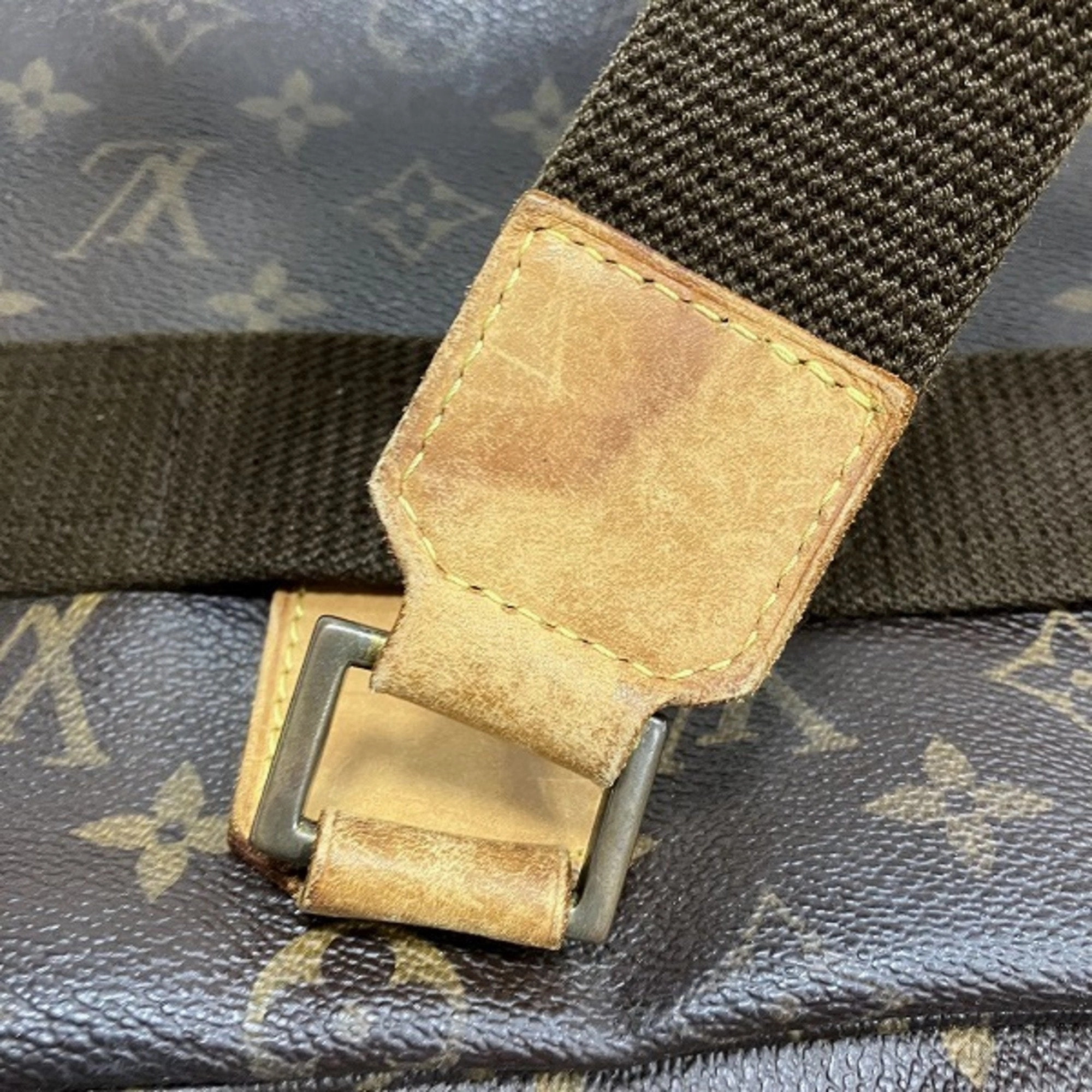 Louis Vuitton Monogram Monogram Handbag Shoulder Bag (Pre-Owned)