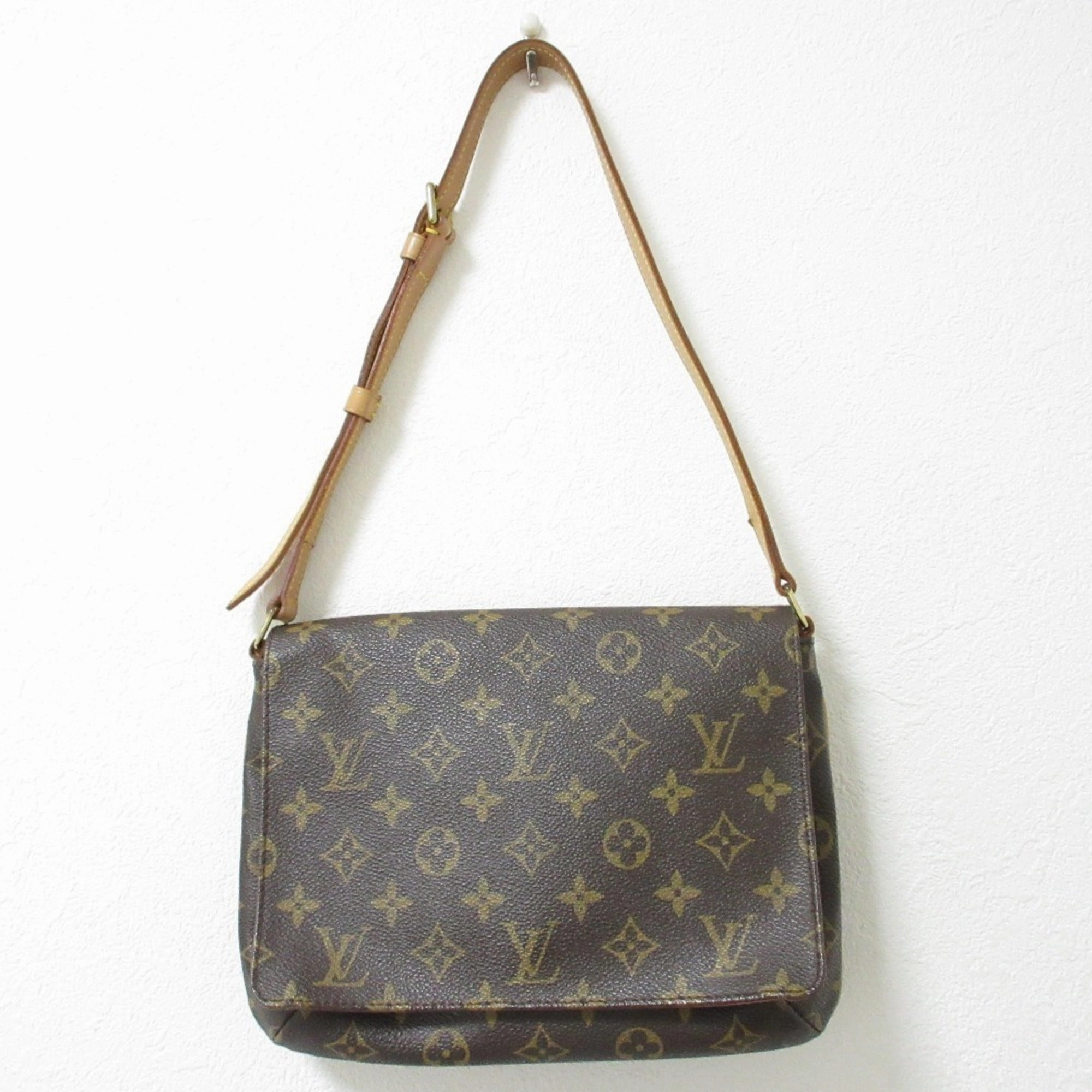 Louis Vuitton Monogram Monogram Shoulder Bag (Pre-Owned)