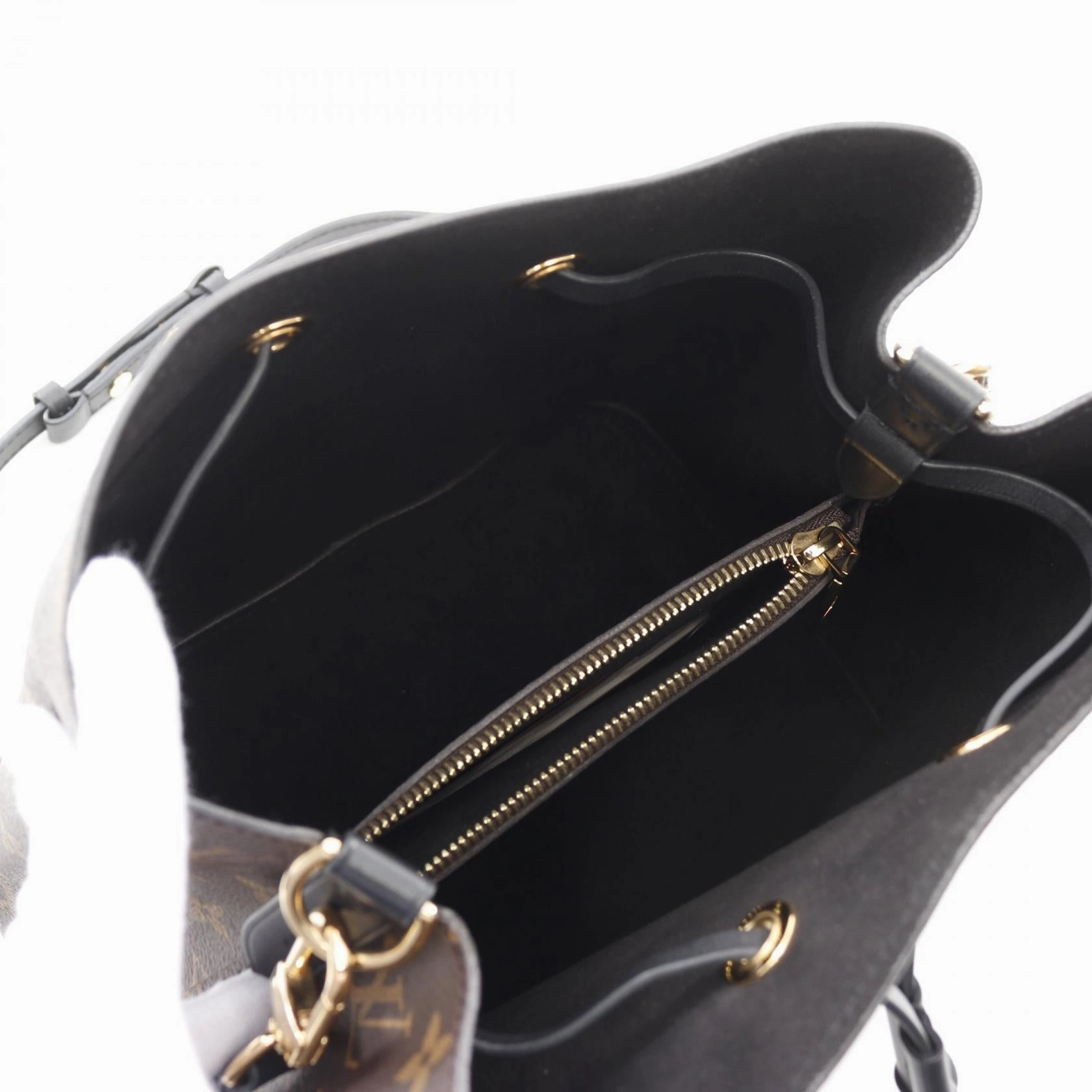 Louis Vuitton NeoNoe Shoulder Bag PVC Leather