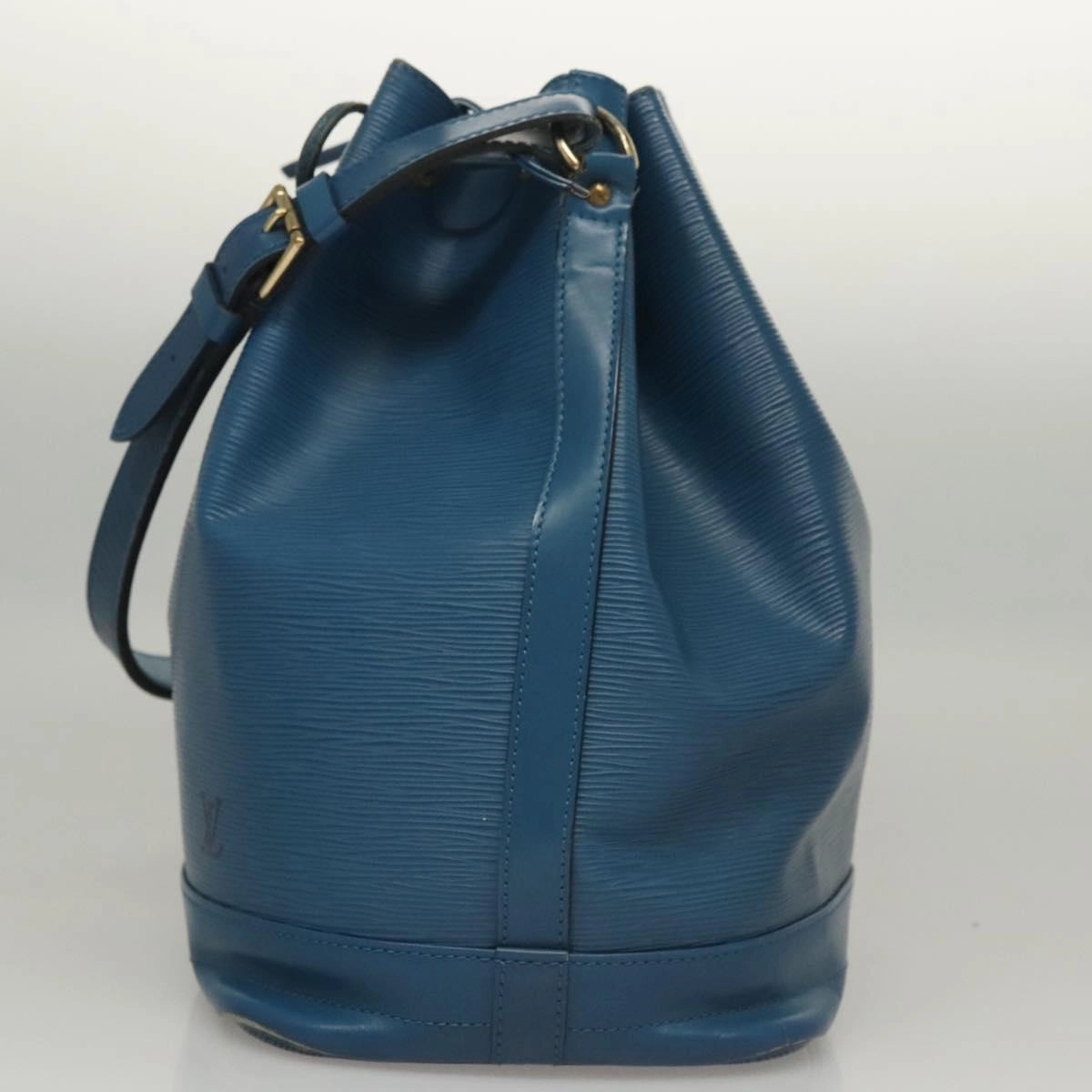 Louis Vuitton No Leather Shoulder Bag (Pre-Owned)