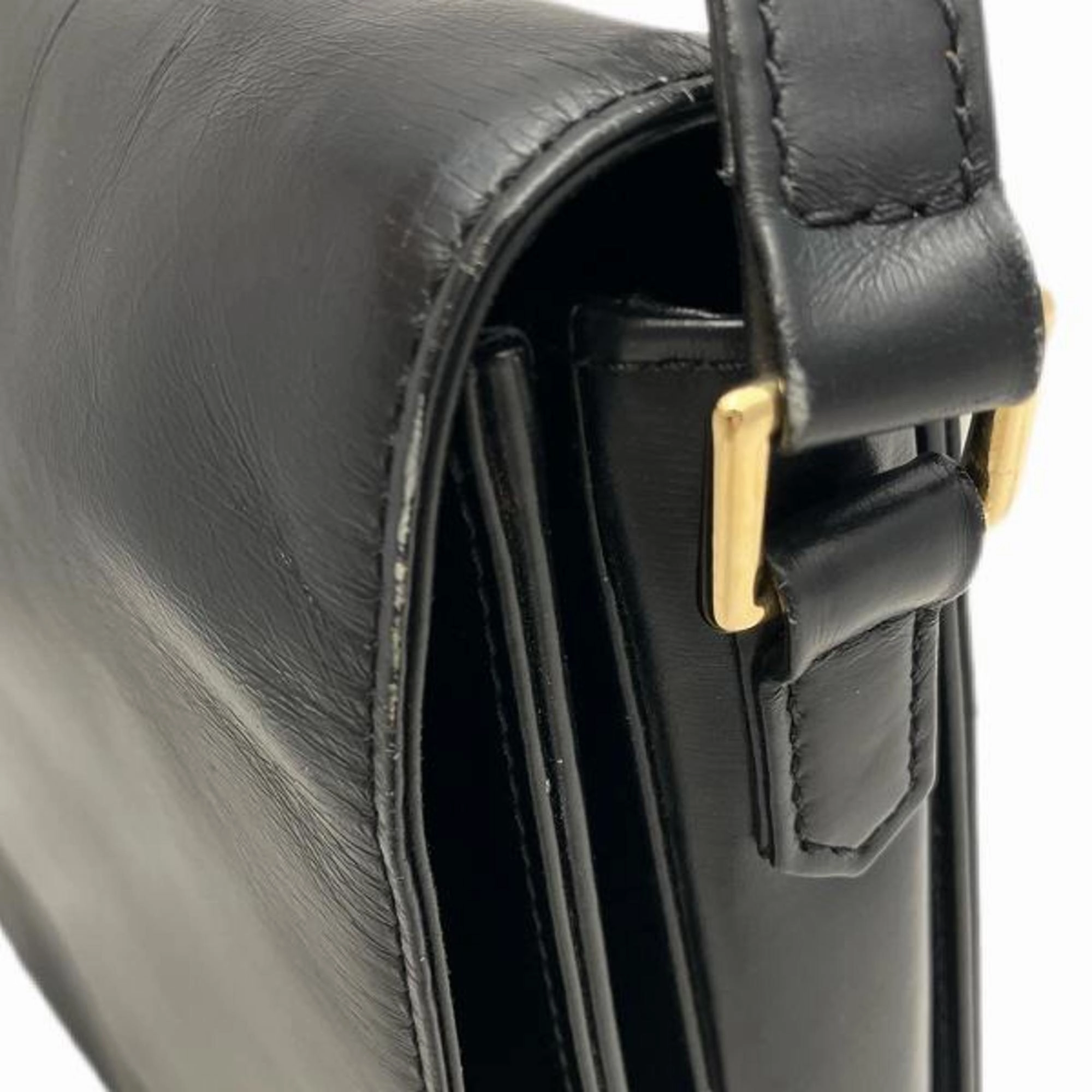 Louis Vuitton Opra Leather Shoulder Bag (Pre-Owned)