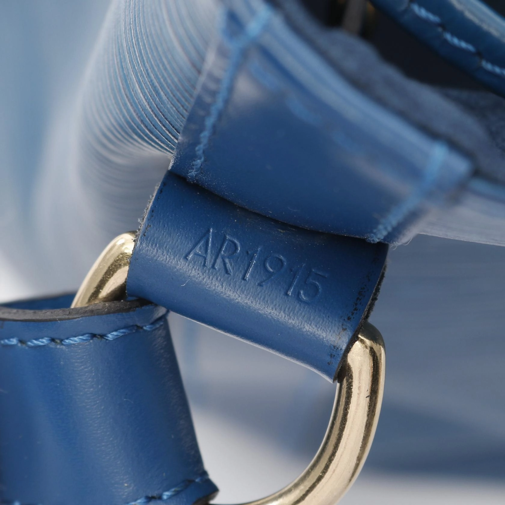 Louis Vuitton Petit Noe Epi Blue Shoulder Bag