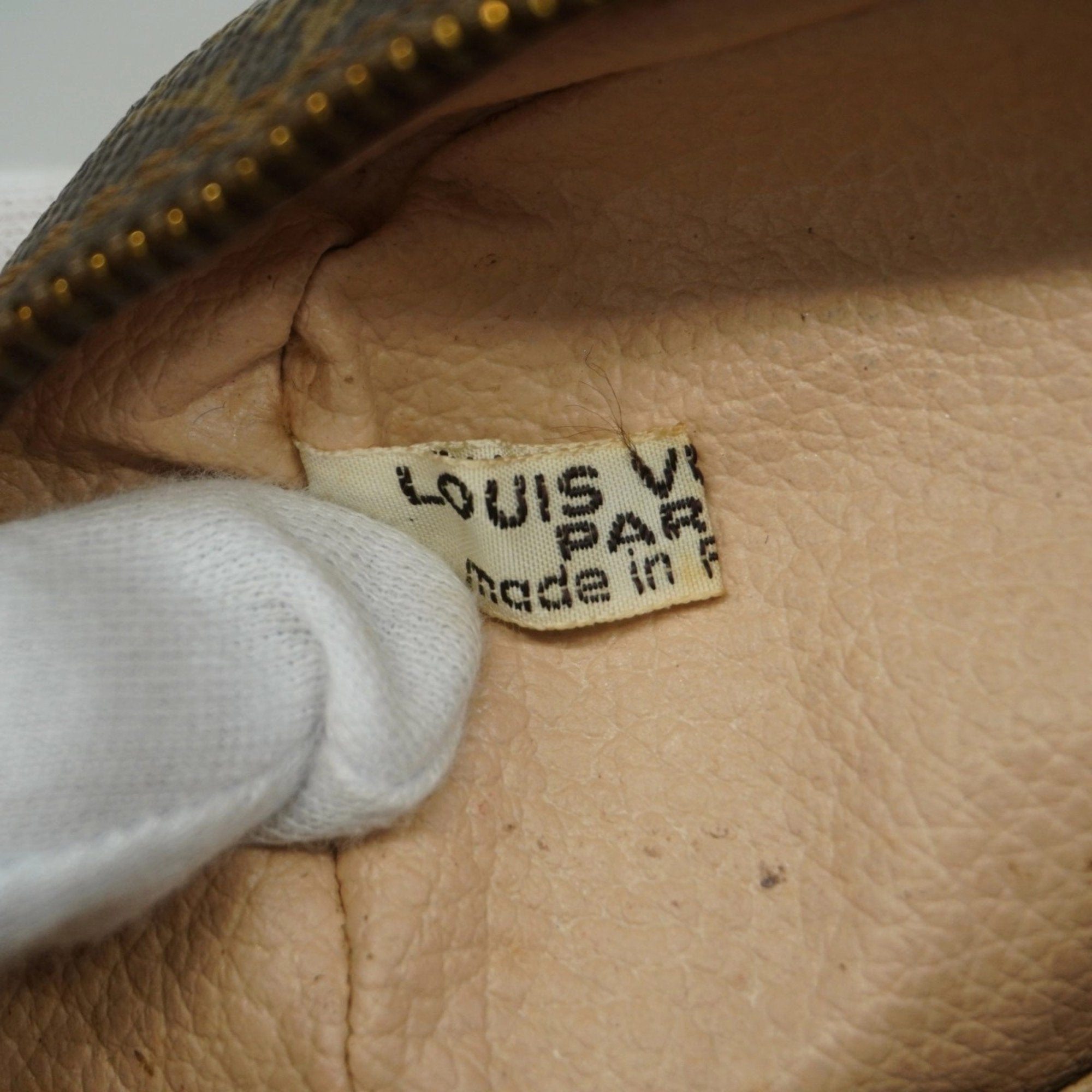 Louis Vuitton Pouch (Pre-Owned)