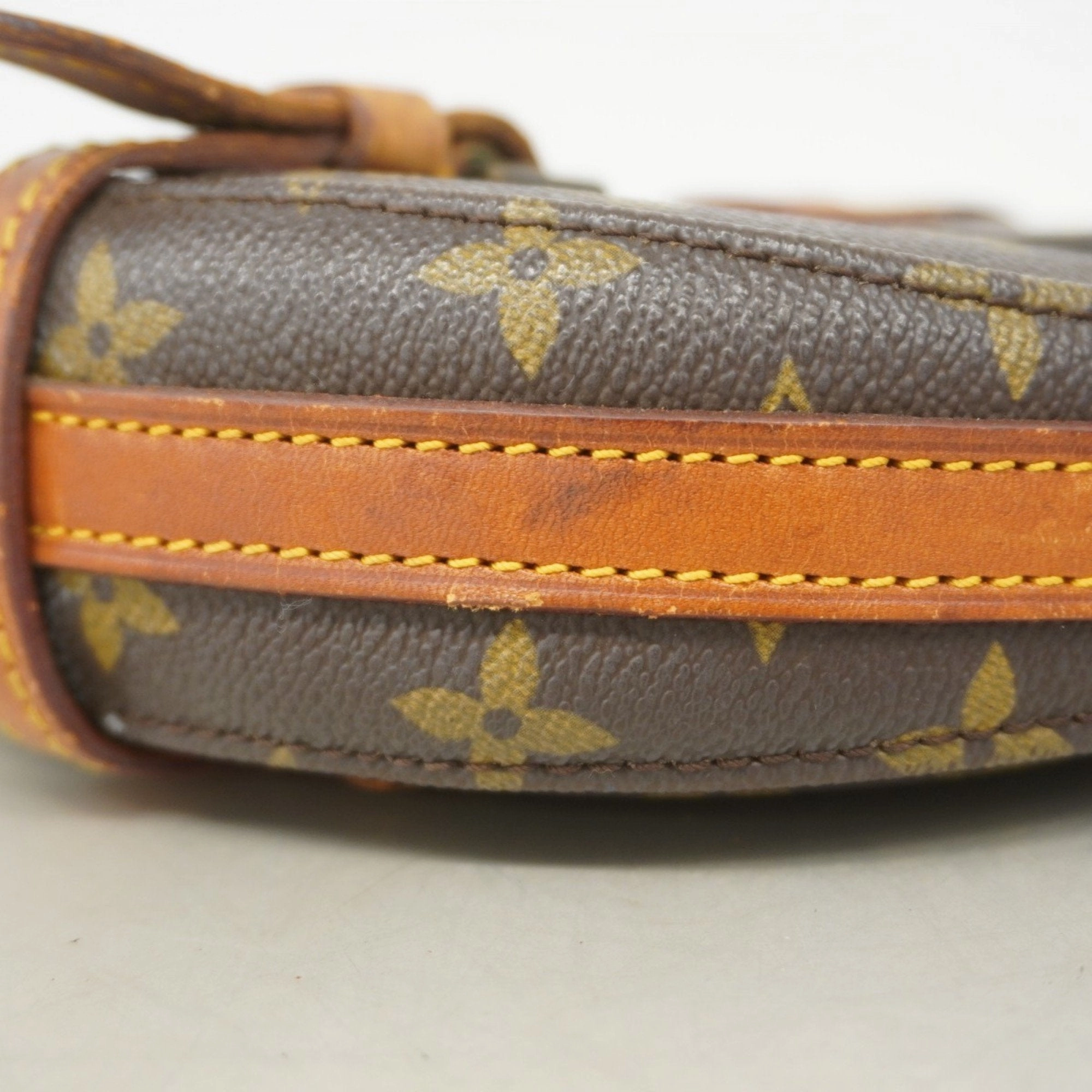 Louis Vuitton Shoulder Bag (Pre-Owned)