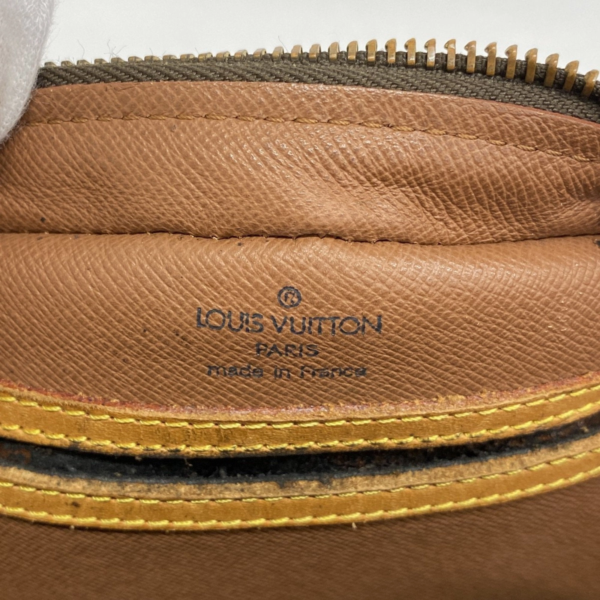Louis Vuitton Shoulder Bag (Pre-Owned)