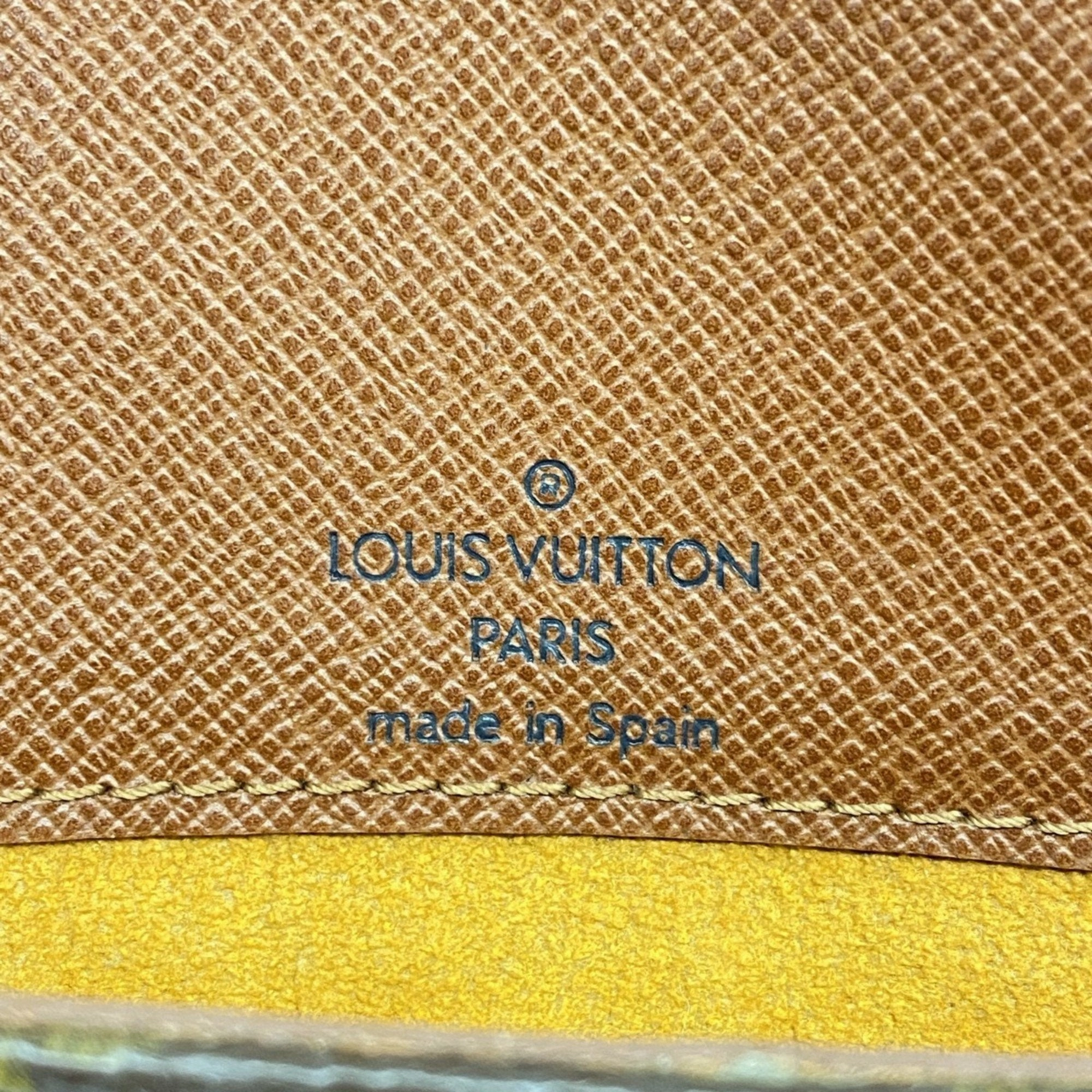 Louis Vuitton Shoulder Bag (Pre-Owned)